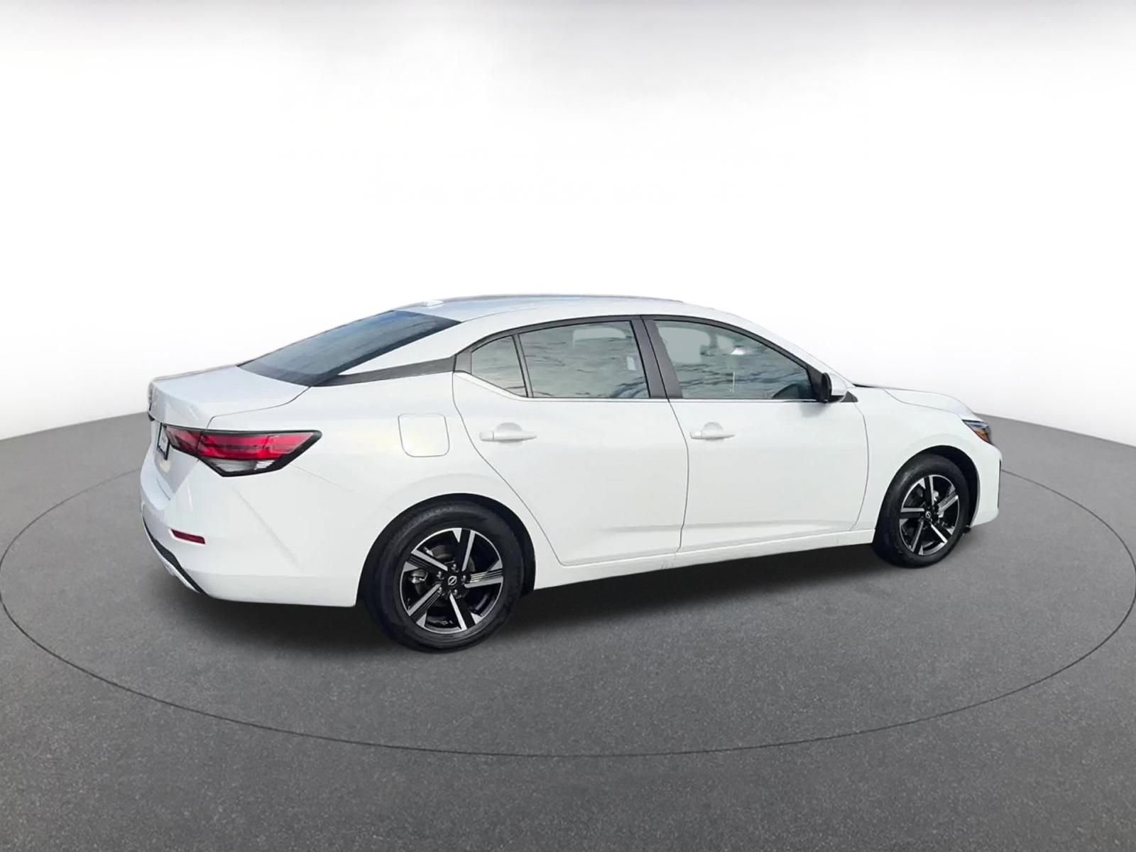 Thumbnail: 2025 Nissan Sentra - 15