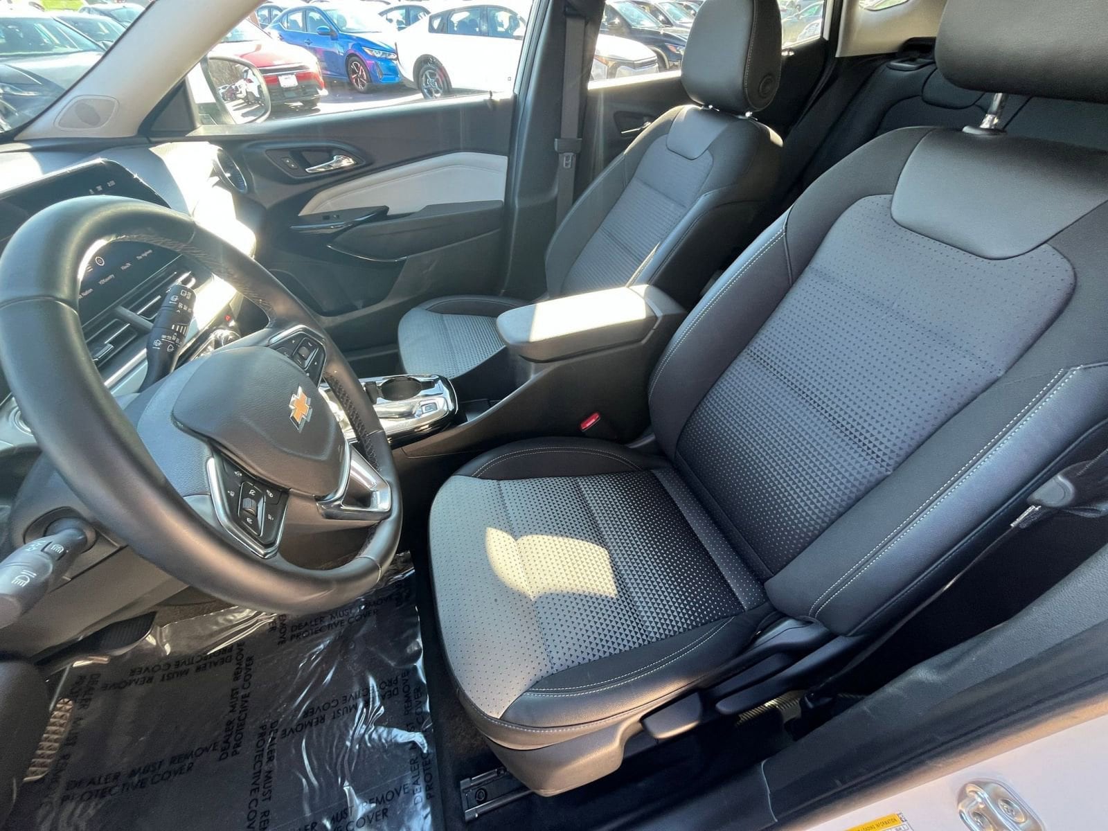 Thumbnail: 2025 Chevrolet Trax - 31