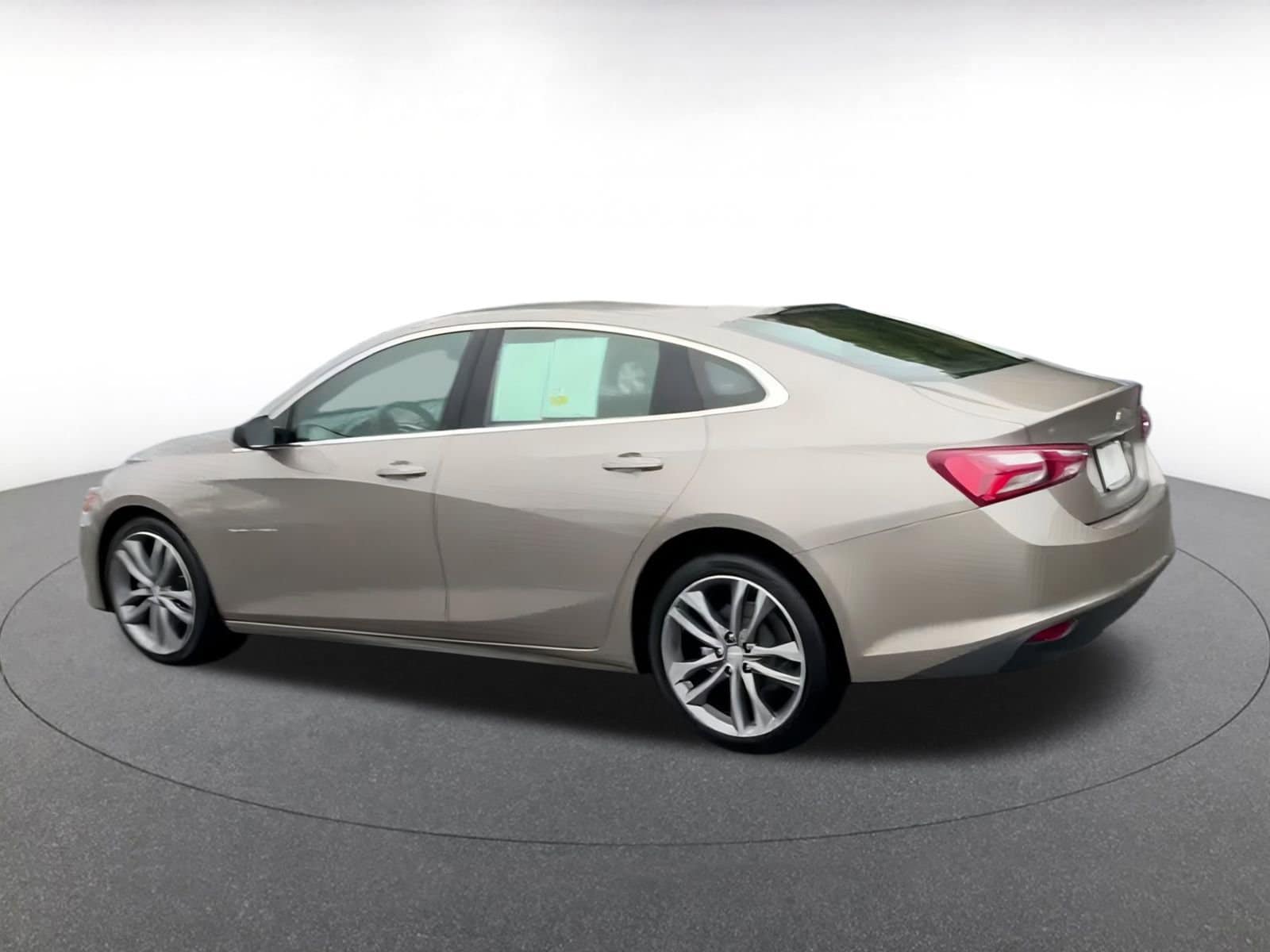 Thumbnail: 2024 Chevrolet Malibu - 10
