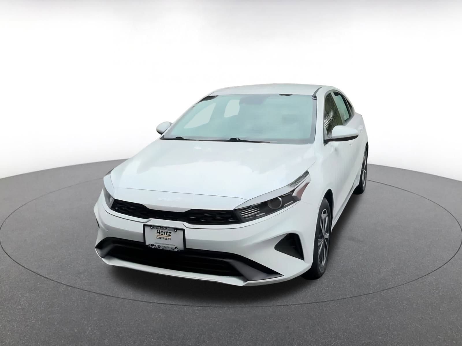 Thumbnail: 2024 Kia Forte - 7