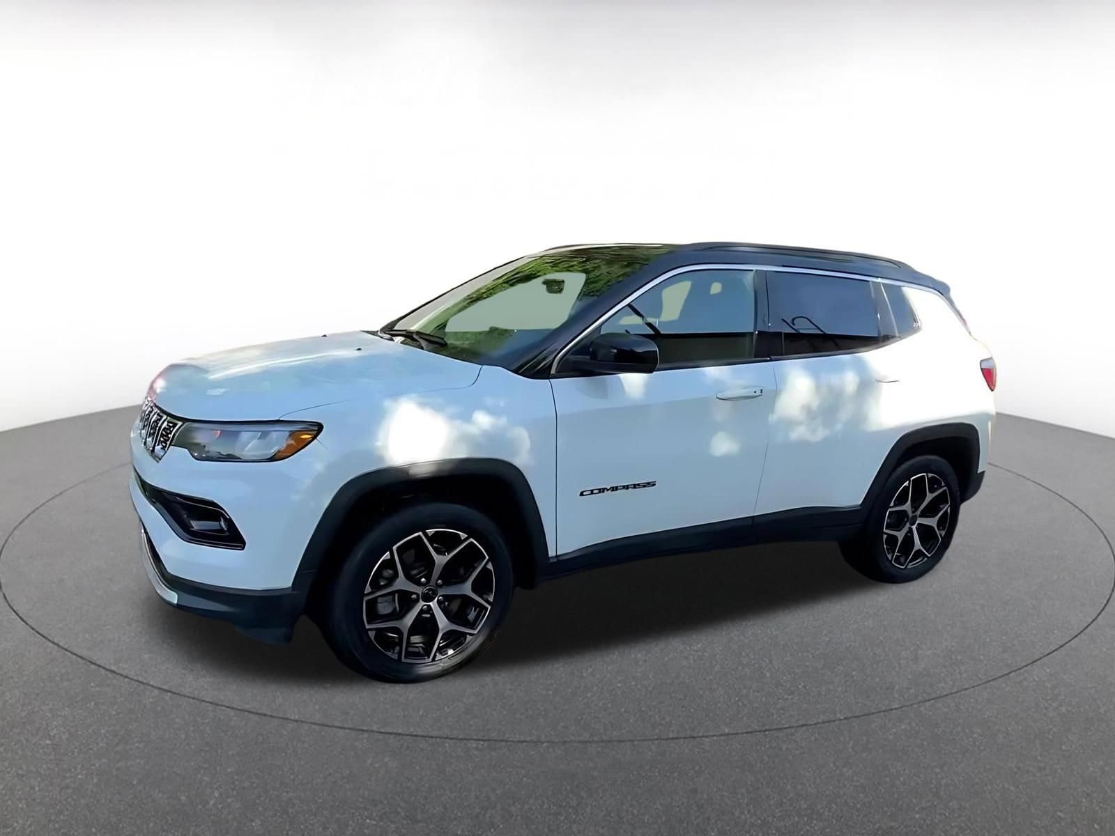 Thumbnail: 2025 Jeep Compass - 8