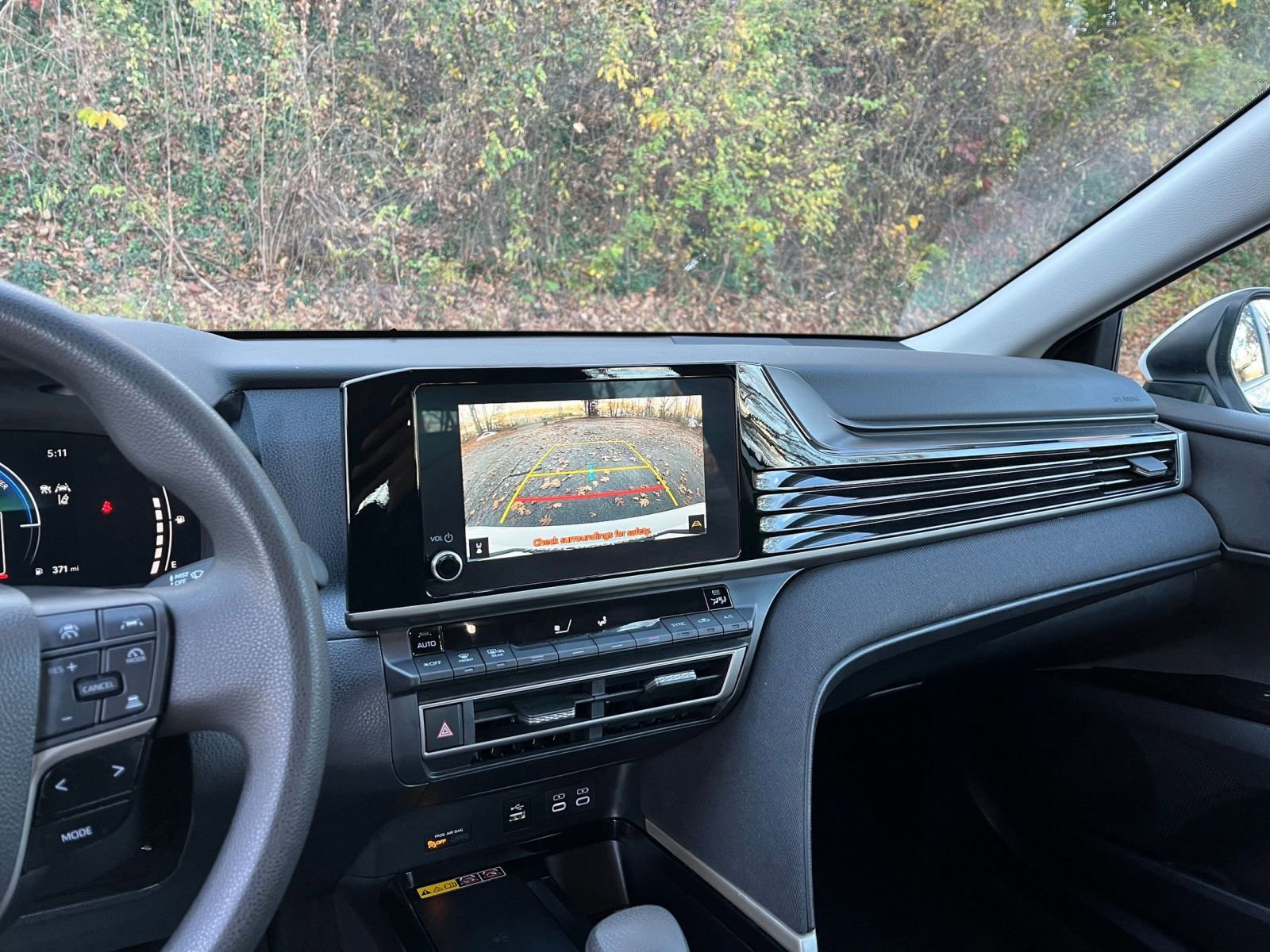 Thumbnail: 2025 Toyota Camry - 17