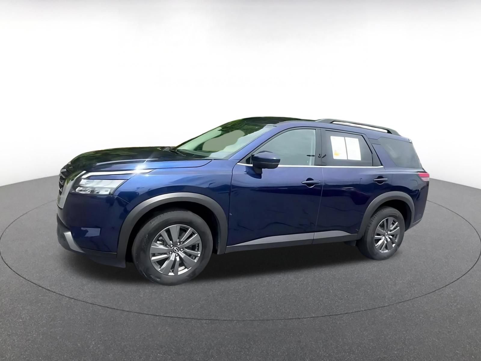 Thumbnail: 2025 Nissan Pathfinder - 8