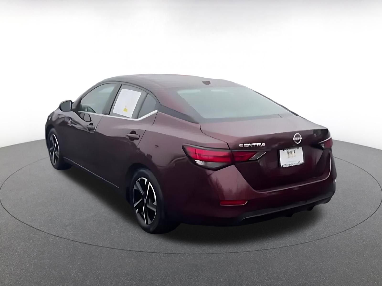 Thumbnail: 2025 Nissan Sentra - 10