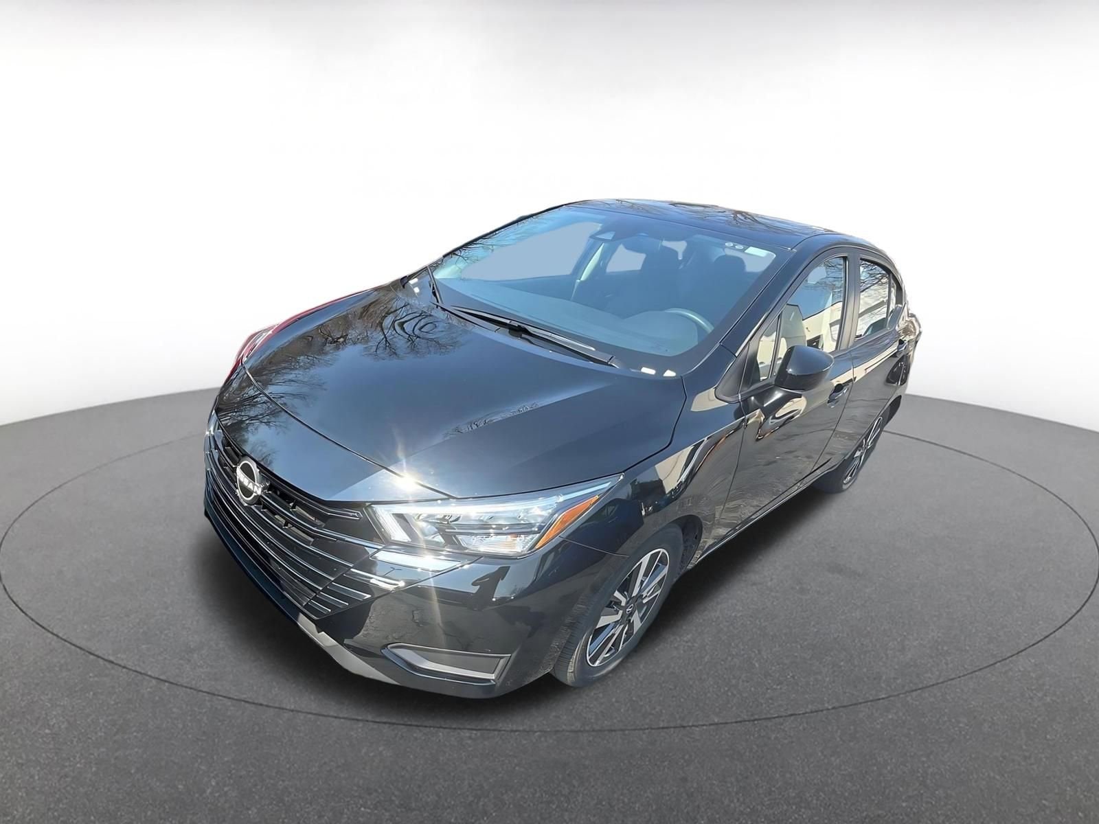 Thumbnail: 2025 Nissan Versa - 3