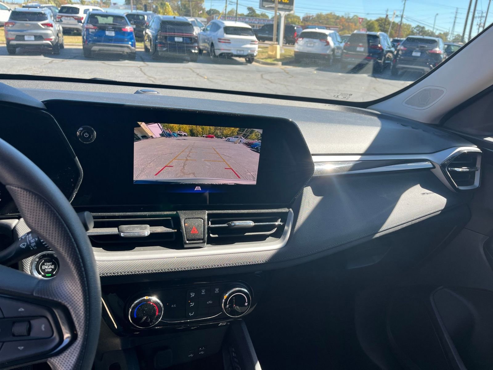 Thumbnail: 2025 Chevrolet TrailBlazer - 17