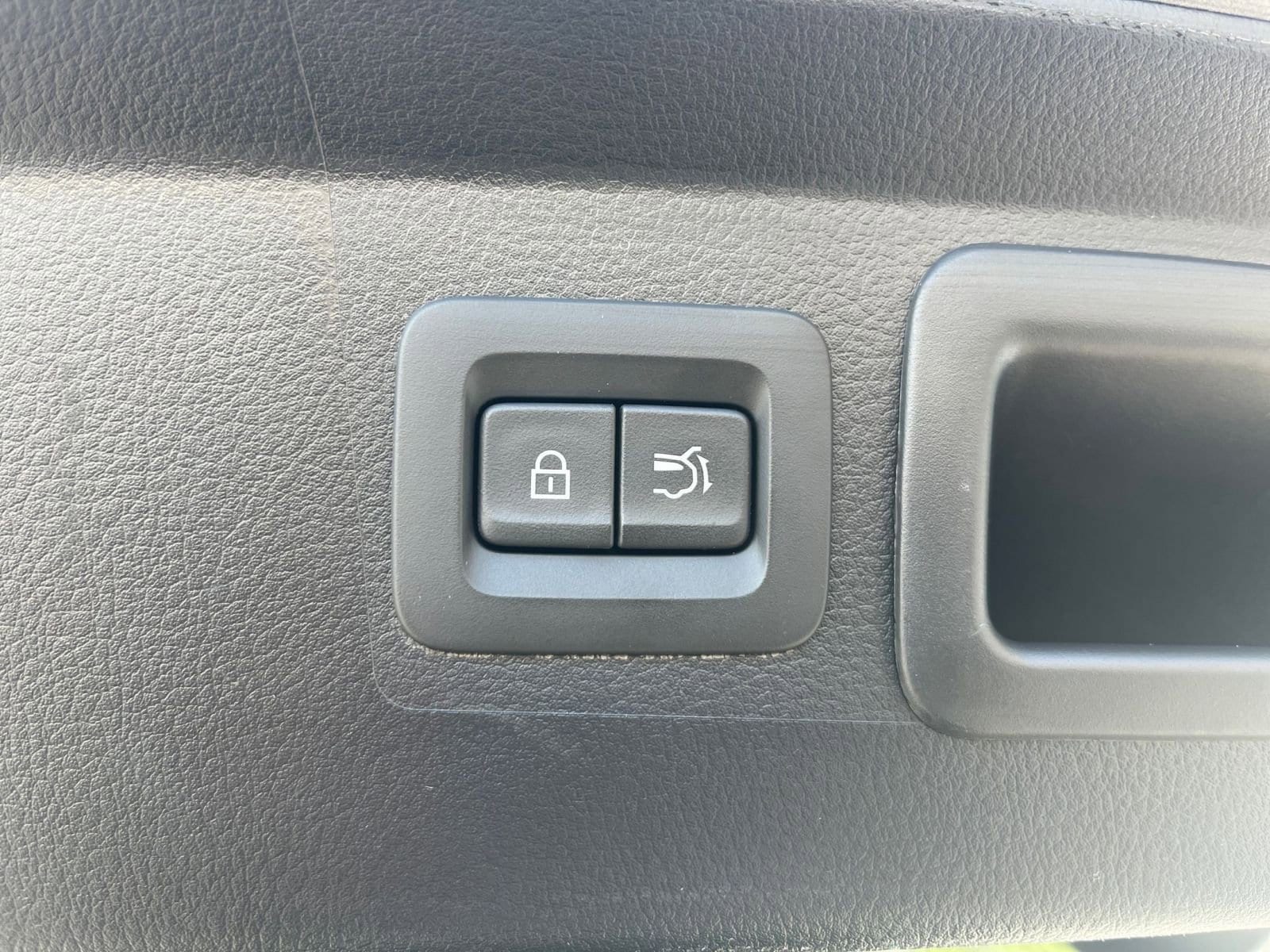 Thumbnail: 2025 Mazda CX-50 - 20