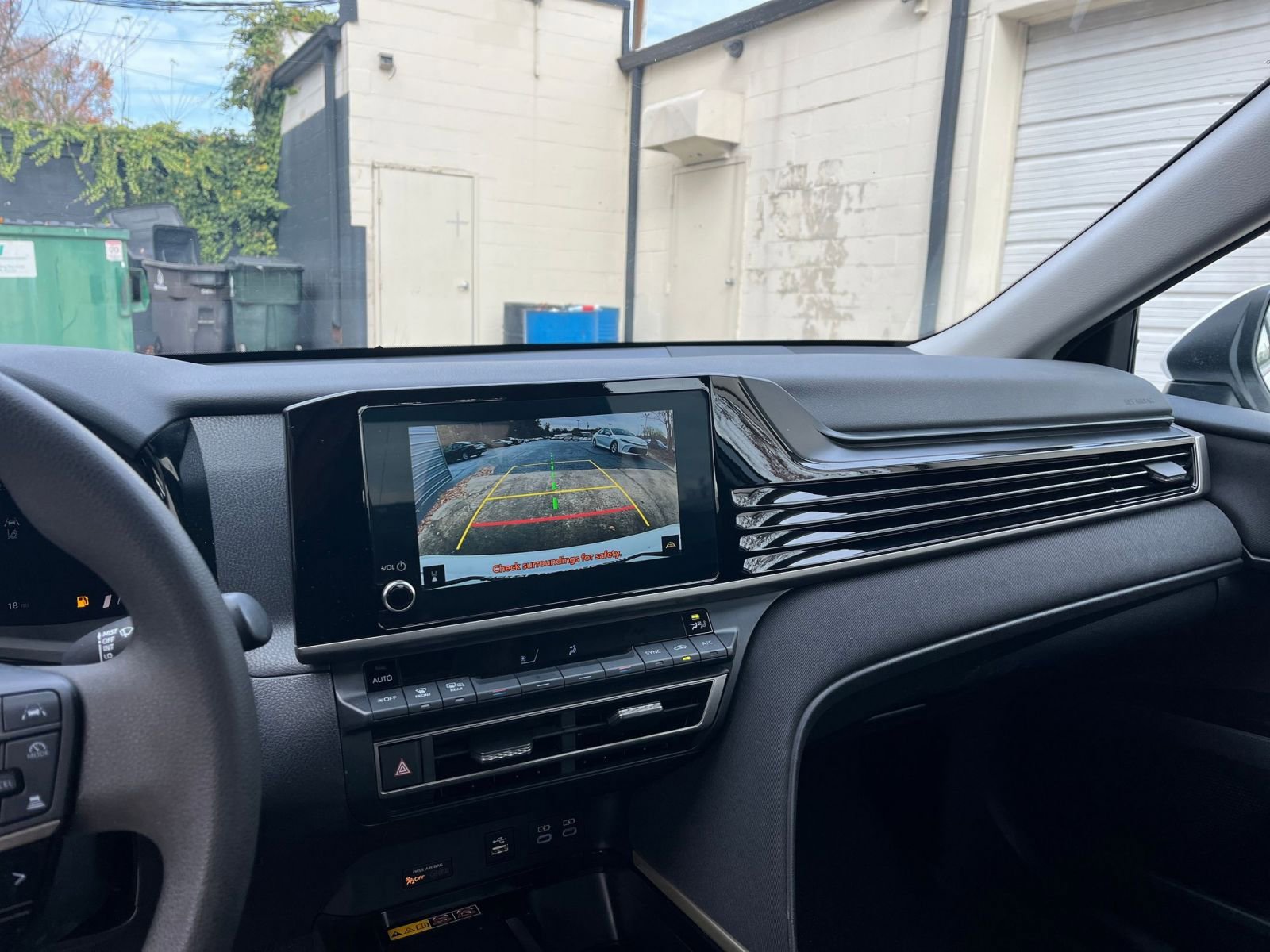 Thumbnail: 2025 Toyota Camry - 17