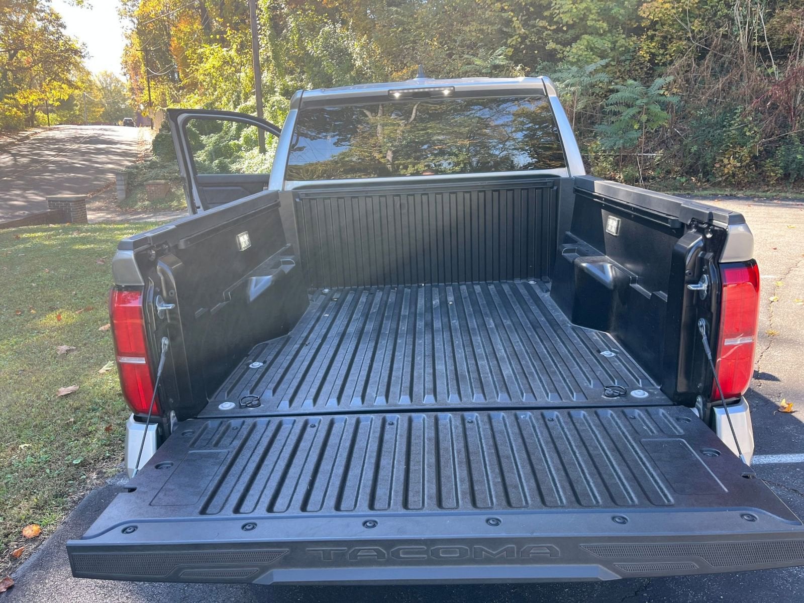 Thumbnail: 2025 Toyota Tacoma - 27