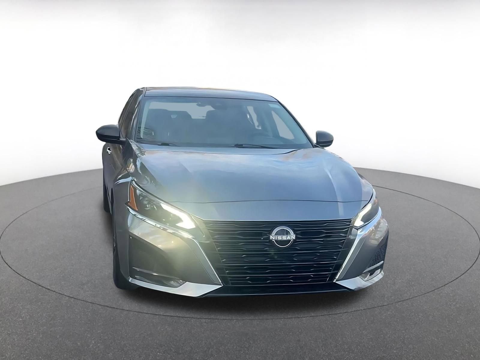 Thumbnail: 2025 Nissan Altima - 4