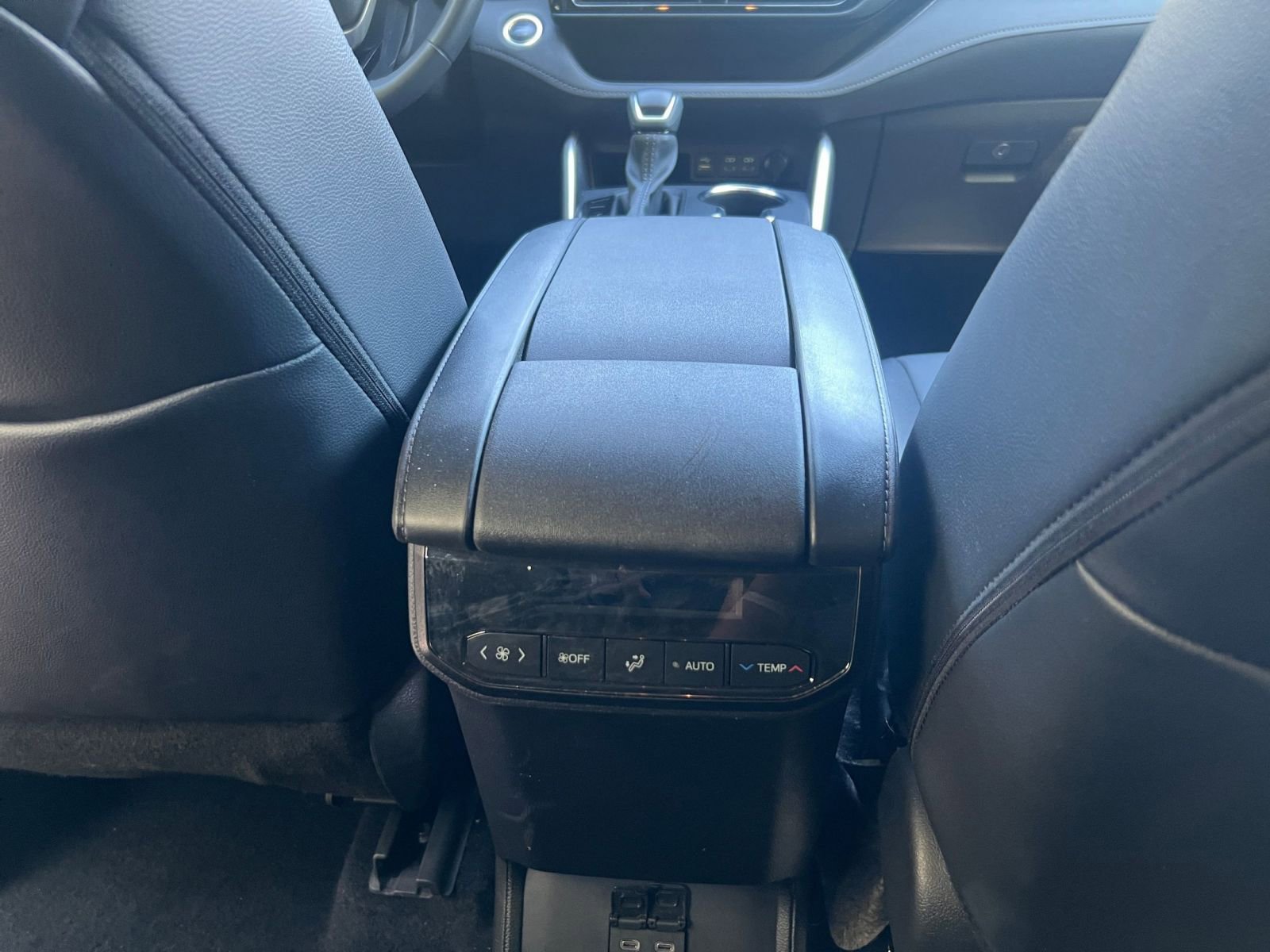 Thumbnail: 2025 Toyota Highlander - 22