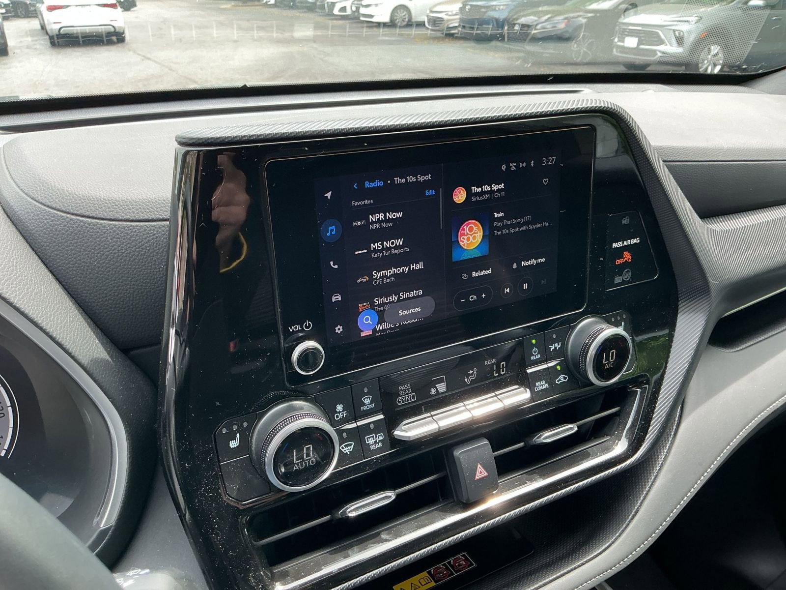 Thumbnail: 2025 Toyota Highlander - 17