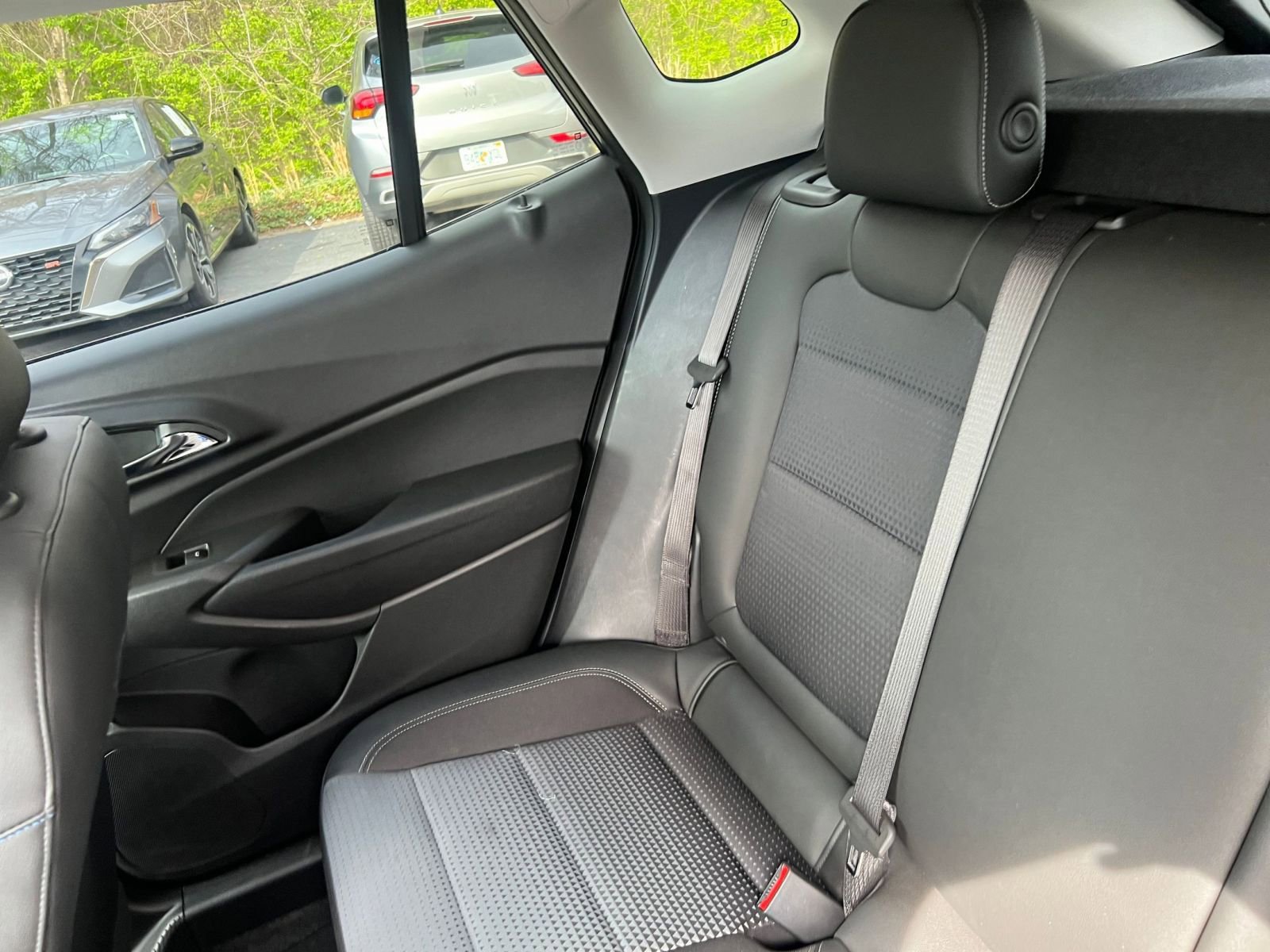 Thumbnail: 2025 Chevrolet Trax - 34