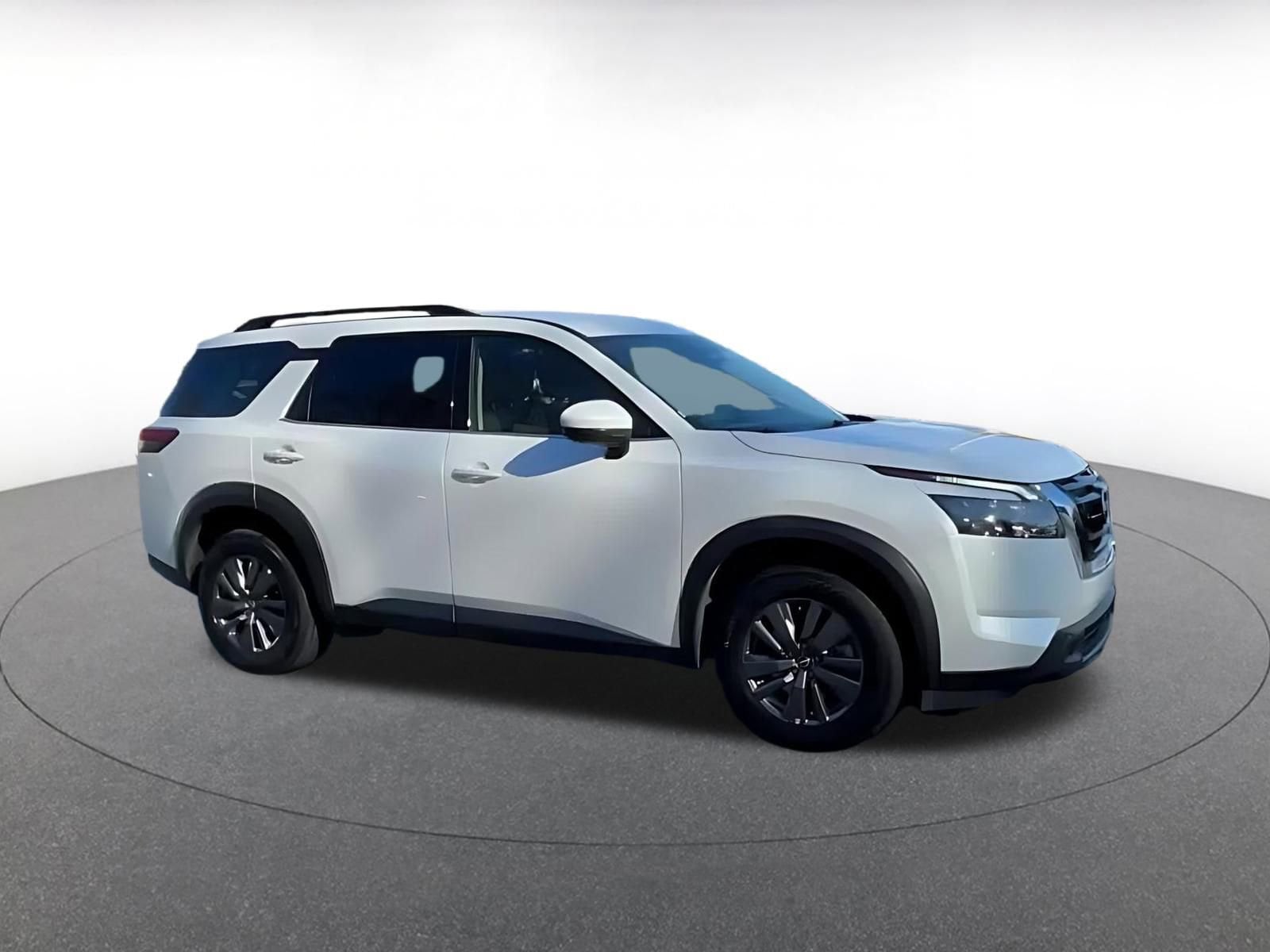 Thumbnail: 2025 Nissan Pathfinder - 2