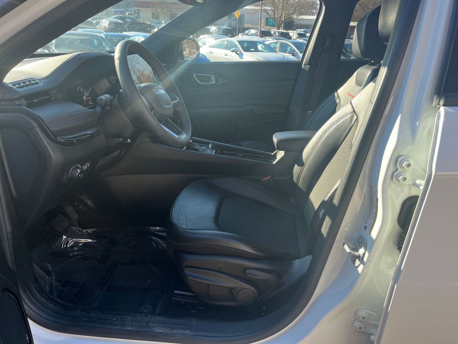 Thumbnail: 2025 Jeep Compass - 22