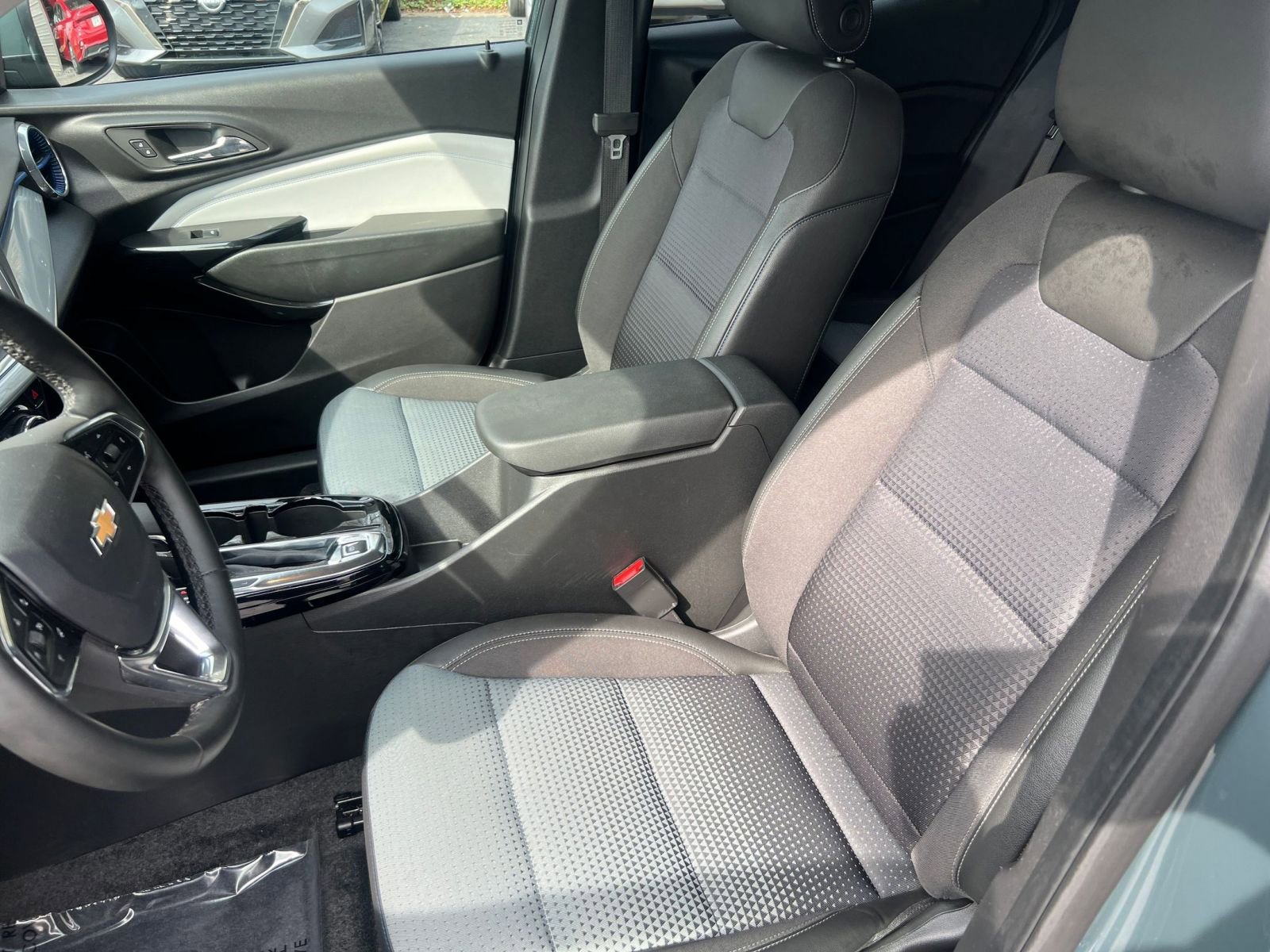 Thumbnail: 2025 Chevrolet Trax - 31