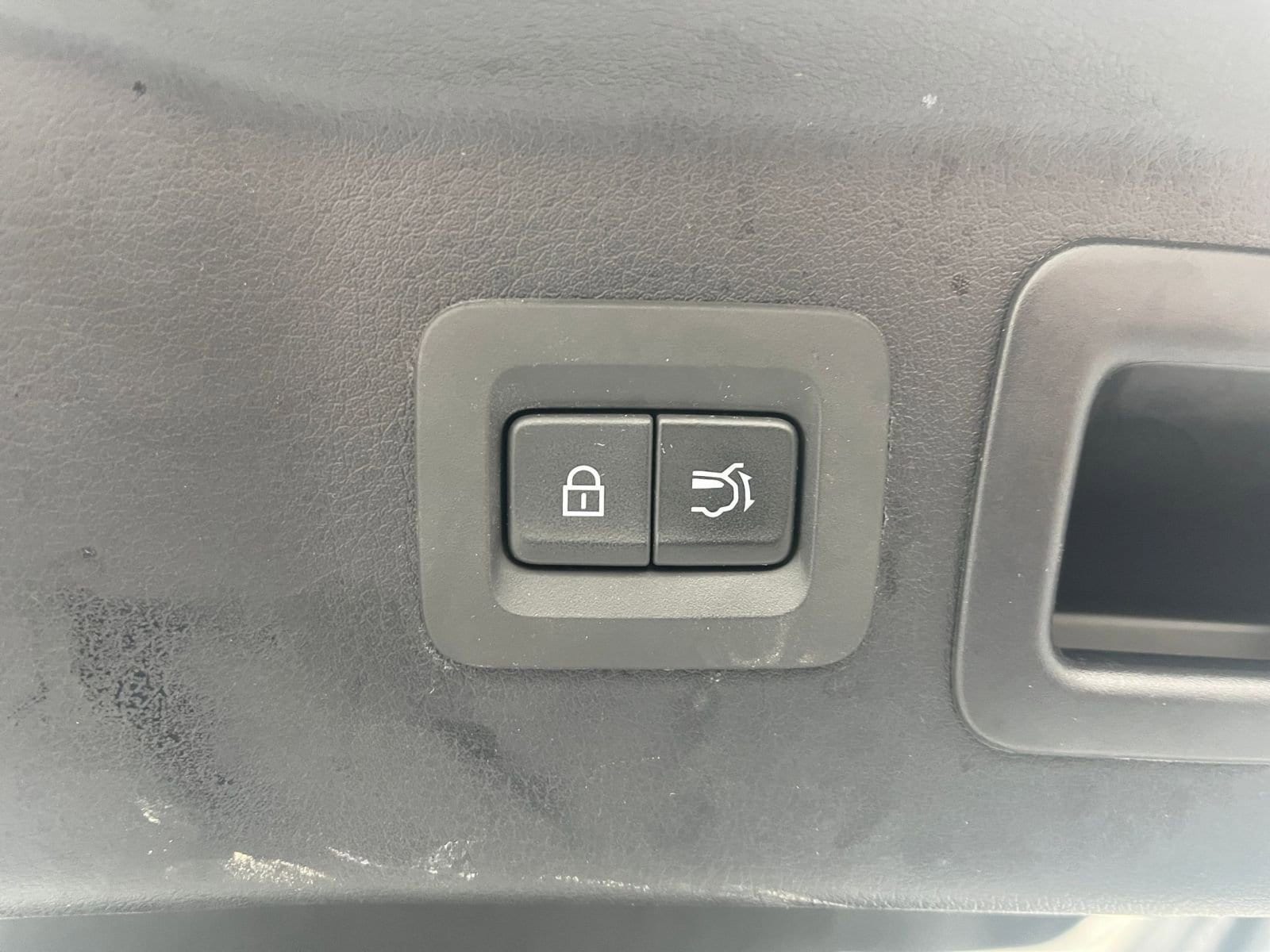 Thumbnail: 2025 Mazda CX-70 - 20