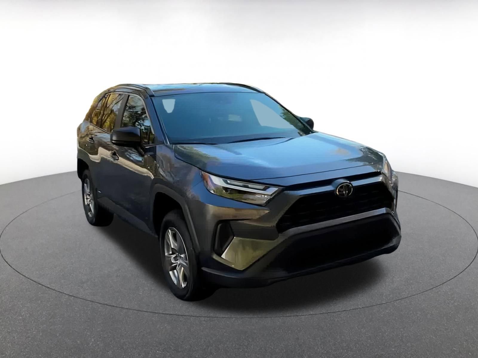 Thumbnail: 2025 Toyota RAV4 - 3