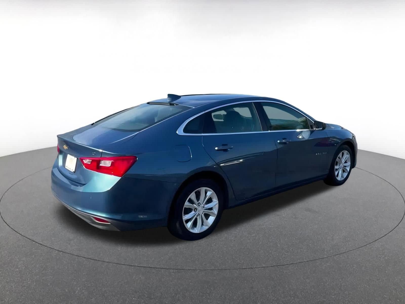Thumbnail: 2024 Chevrolet Malibu - 15