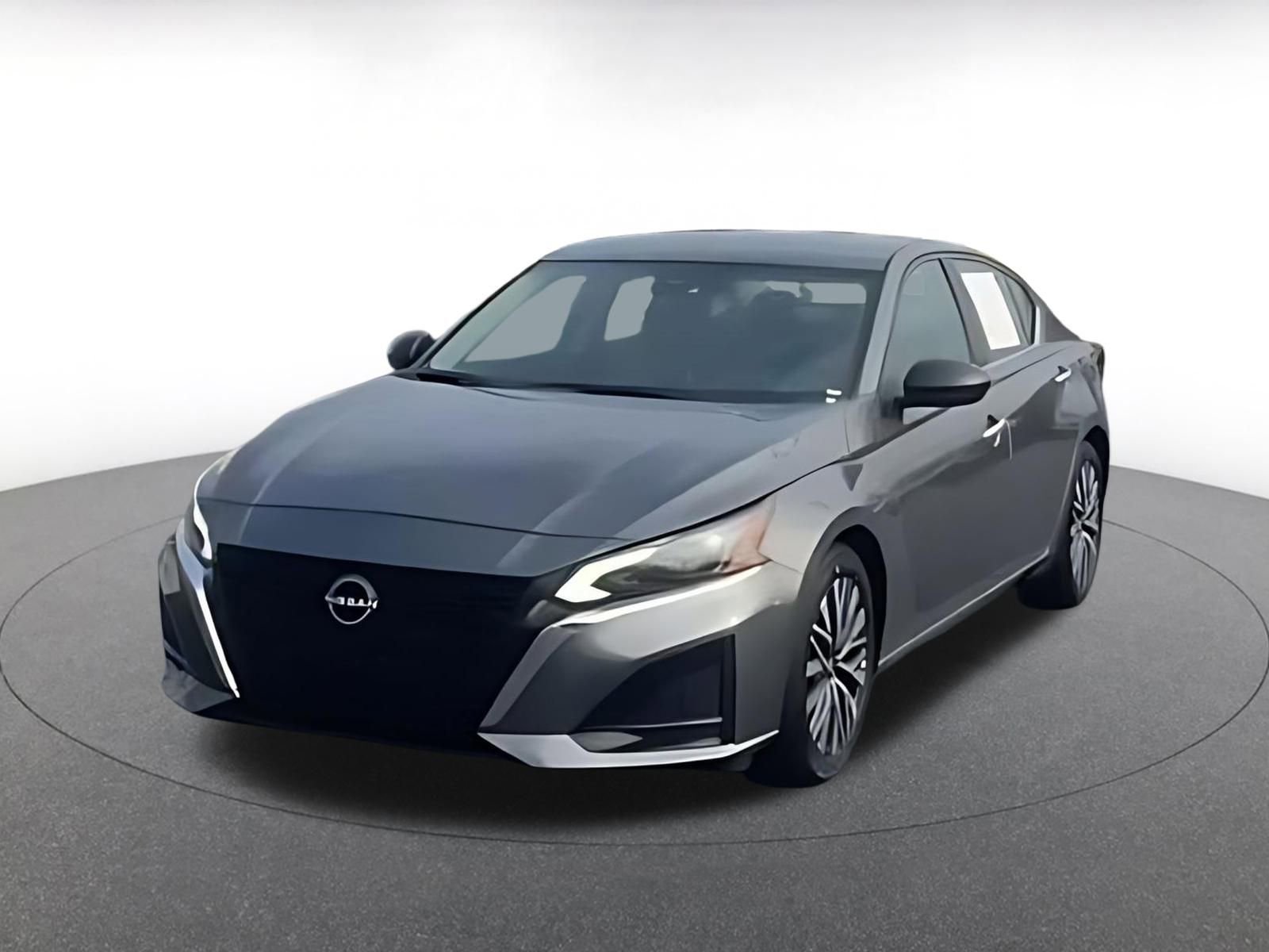 Thumbnail: 2025 Nissan Altima - 4