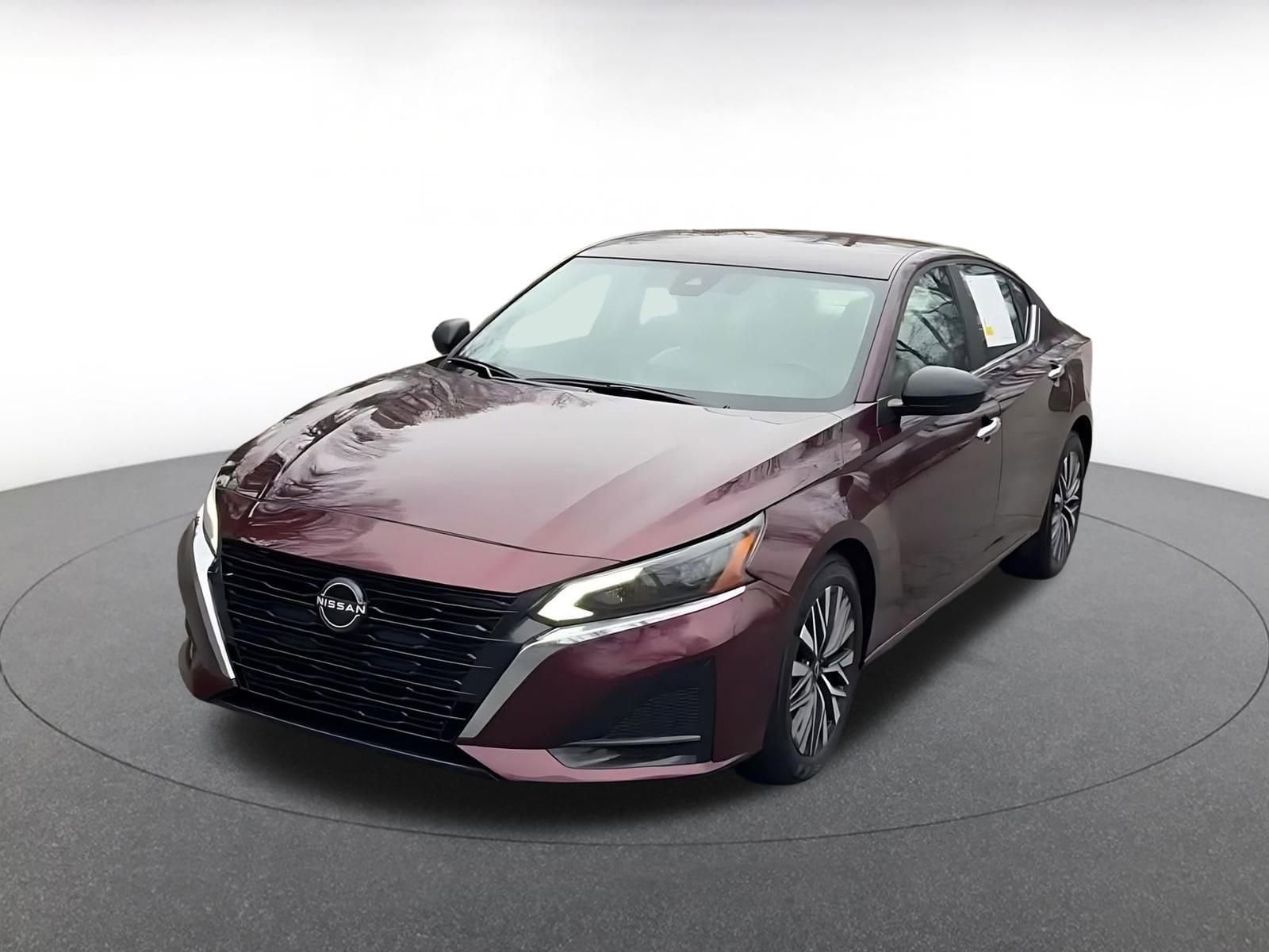 Thumbnail: 2025 Nissan Altima - 4