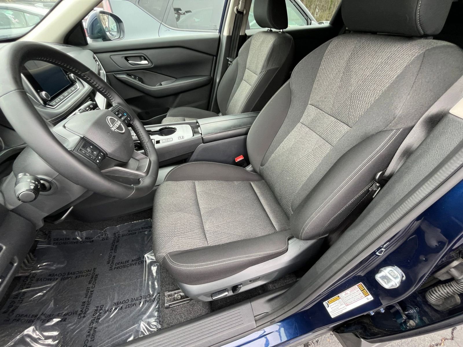 Thumbnail: 2025 Nissan Rogue - 32