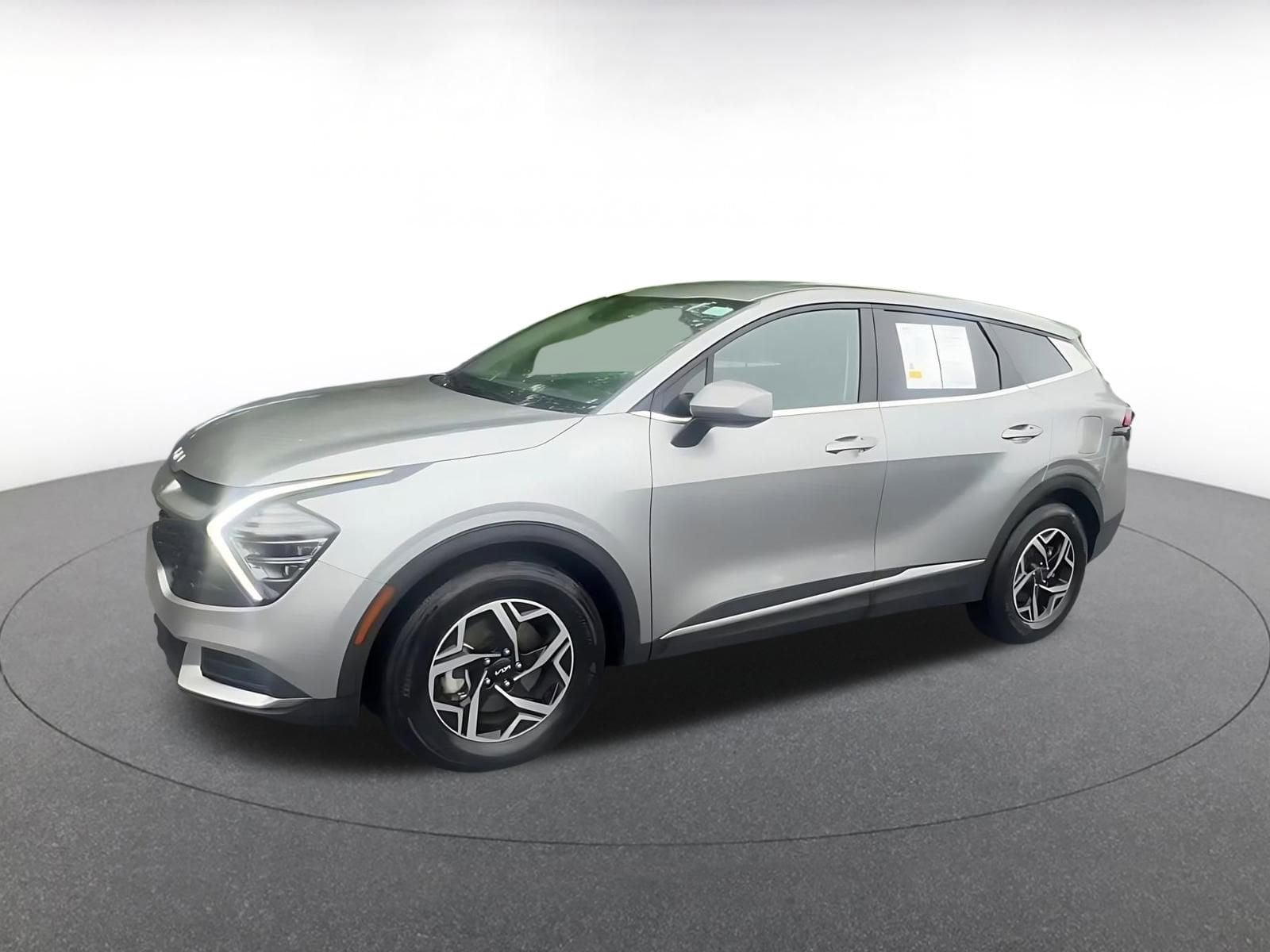 Thumbnail: 2025 Kia Sportage - 8