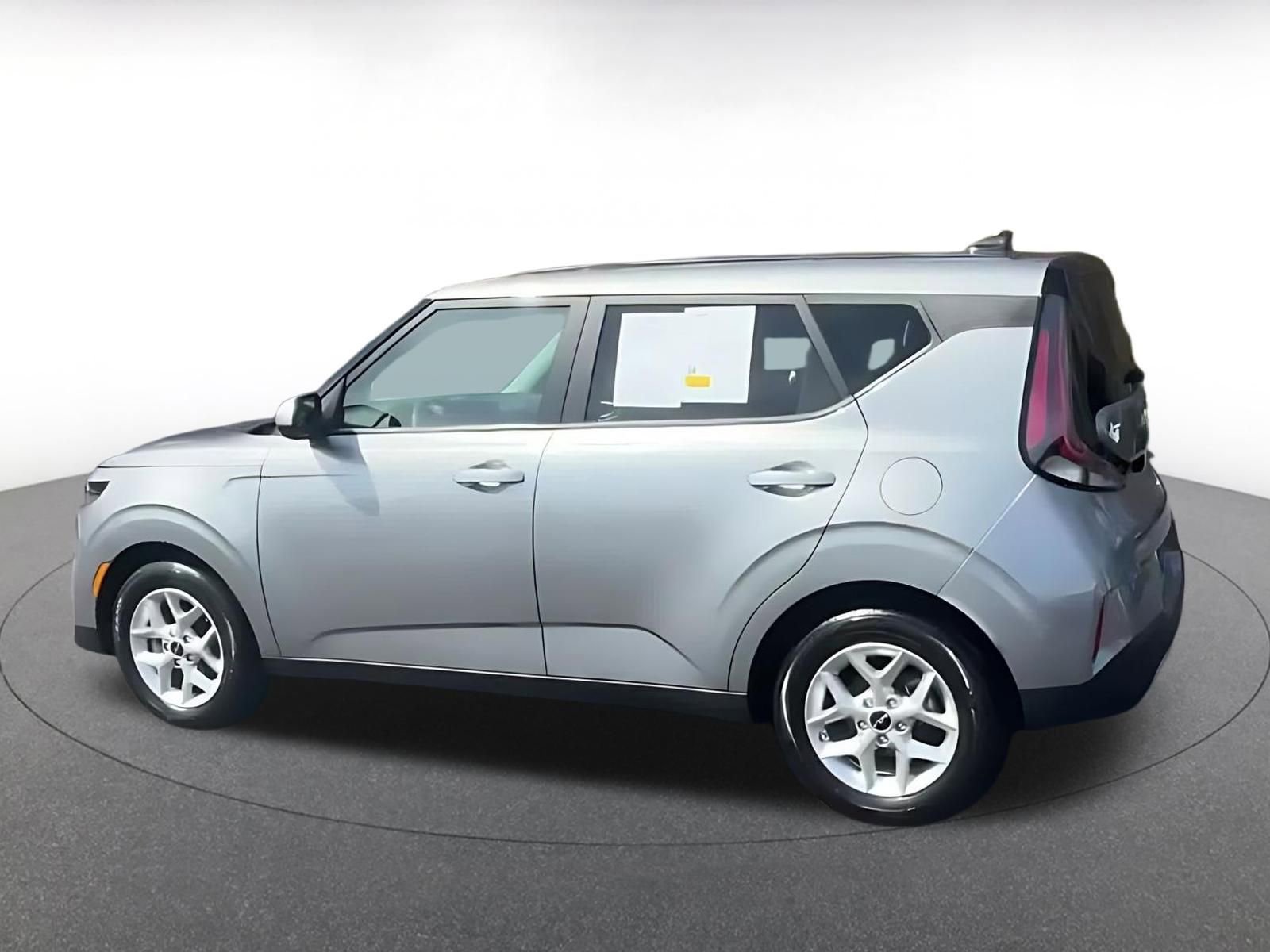 Thumbnail: 2025 Kia Soul - 9