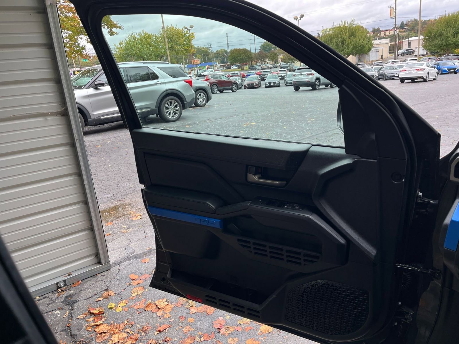 Thumbnail: 2025 Toyota Tacoma - 18