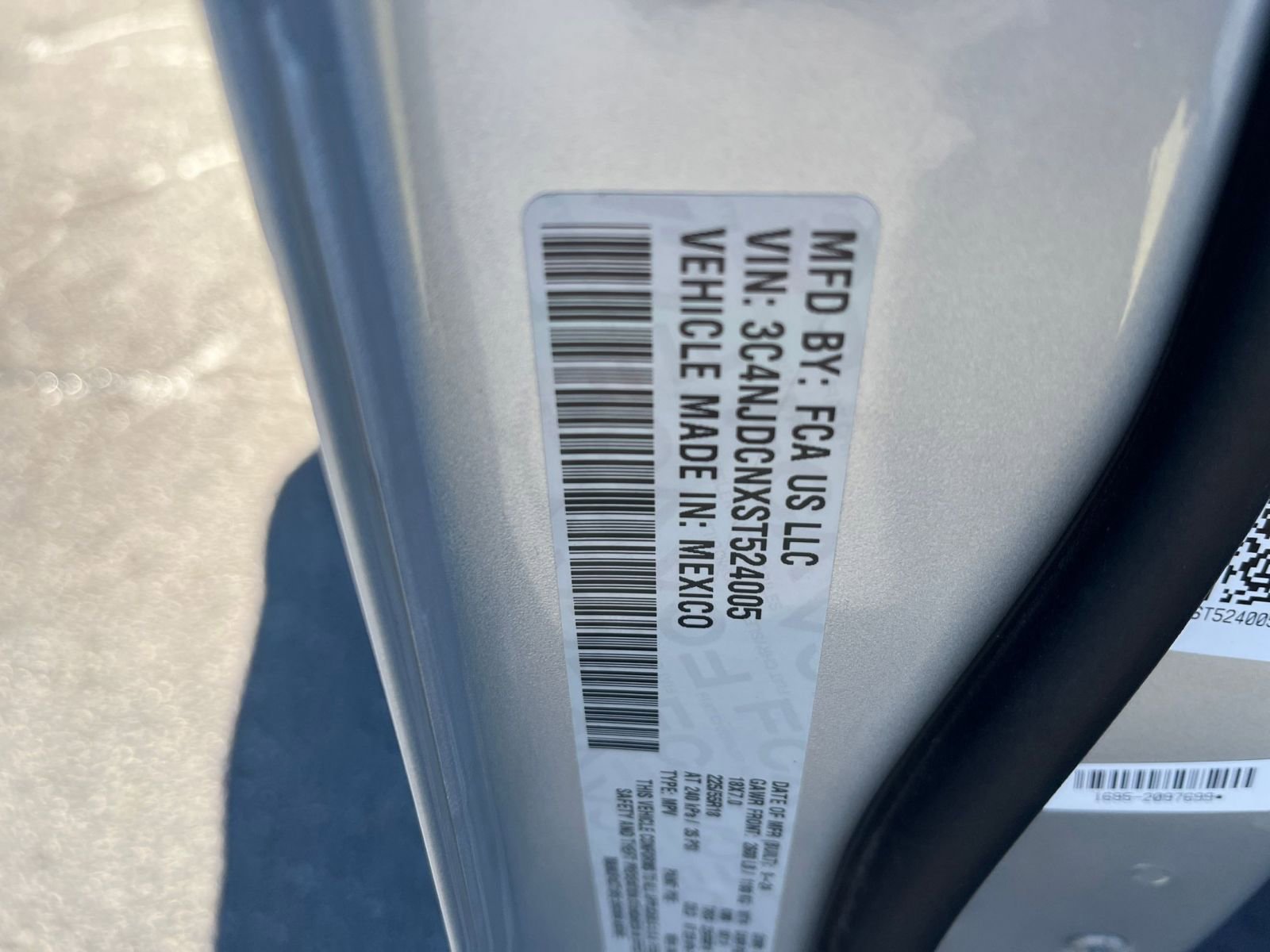 Thumbnail: 2025 Jeep Compass - 23