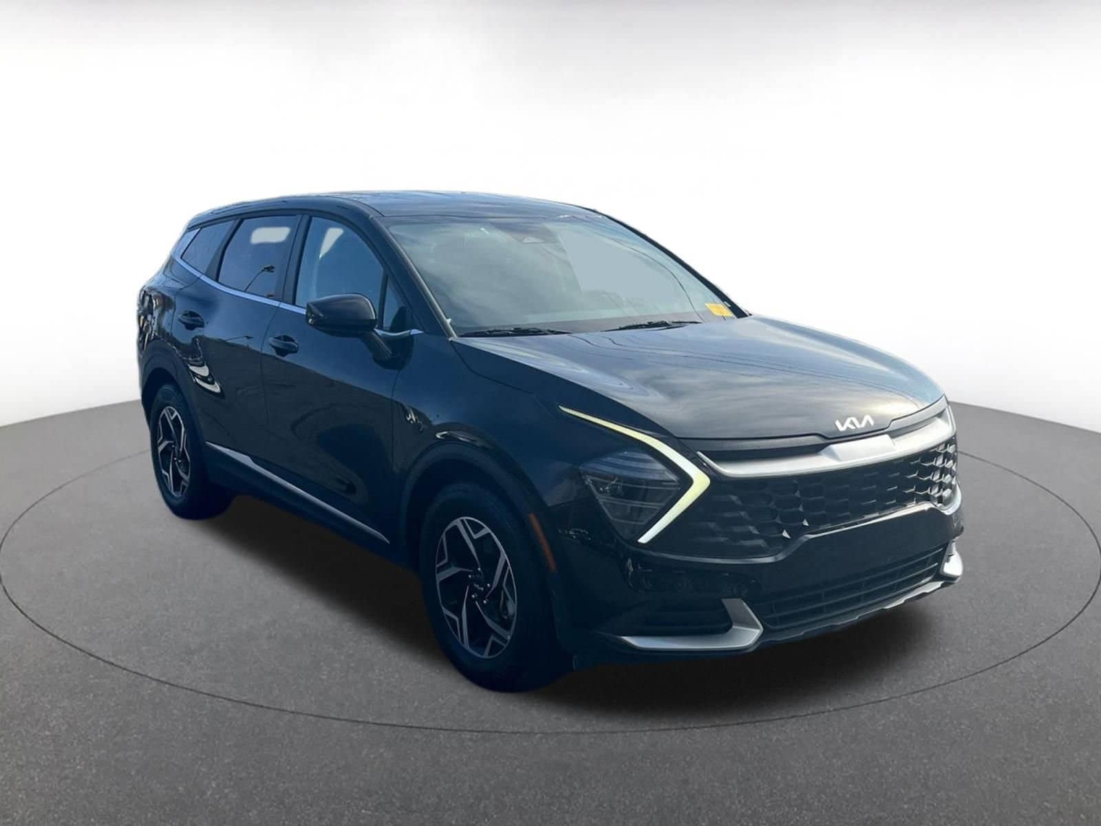 Thumbnail: 2025 Kia Sportage - 1