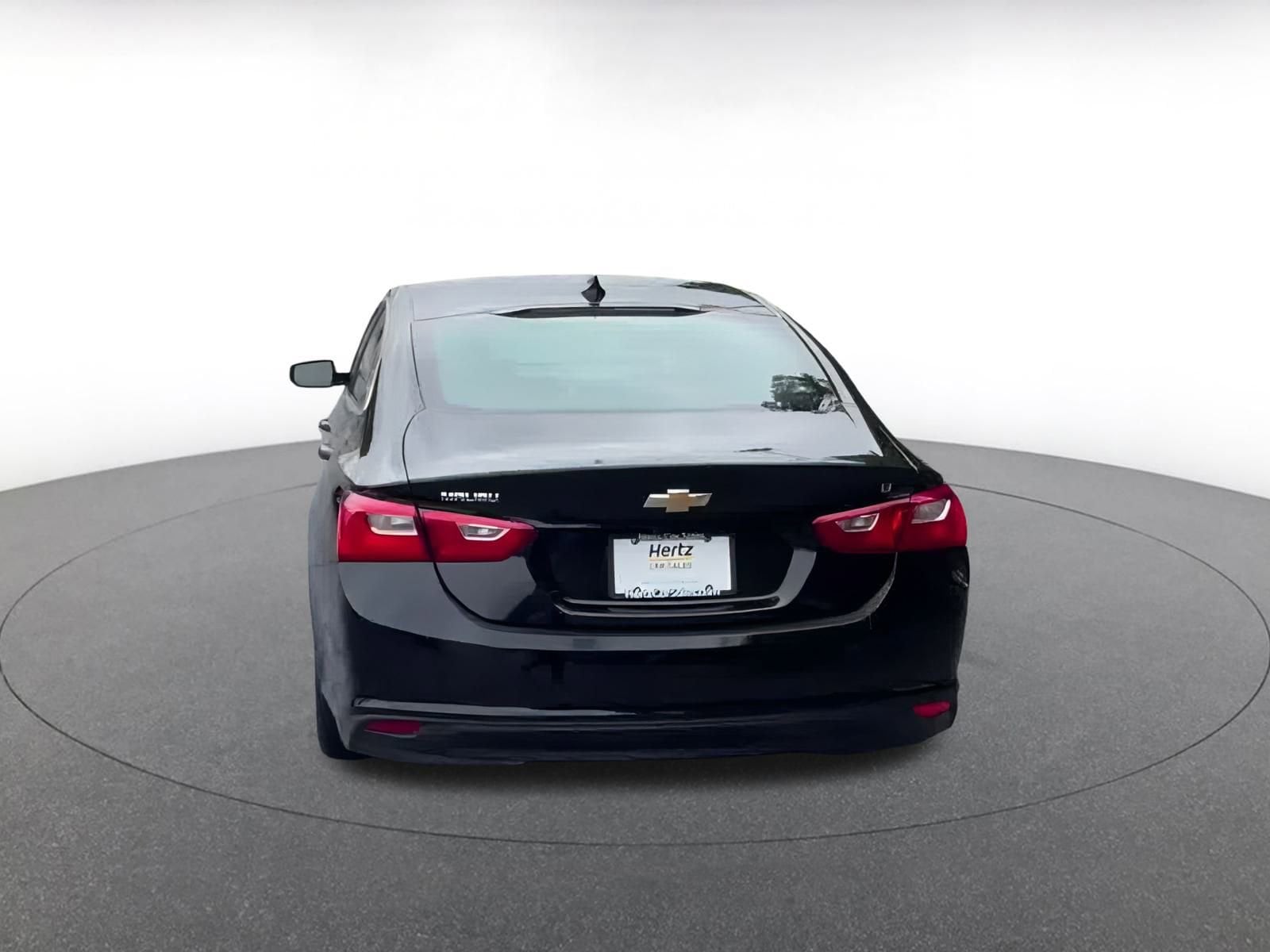 Thumbnail: 2024 Chevrolet Malibu - 11