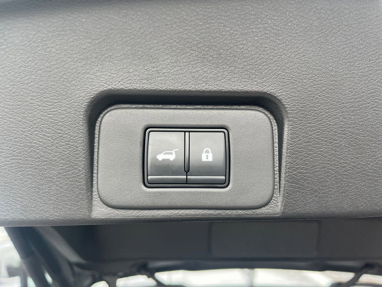 Thumbnail: 2025 Nissan Rogue - 20