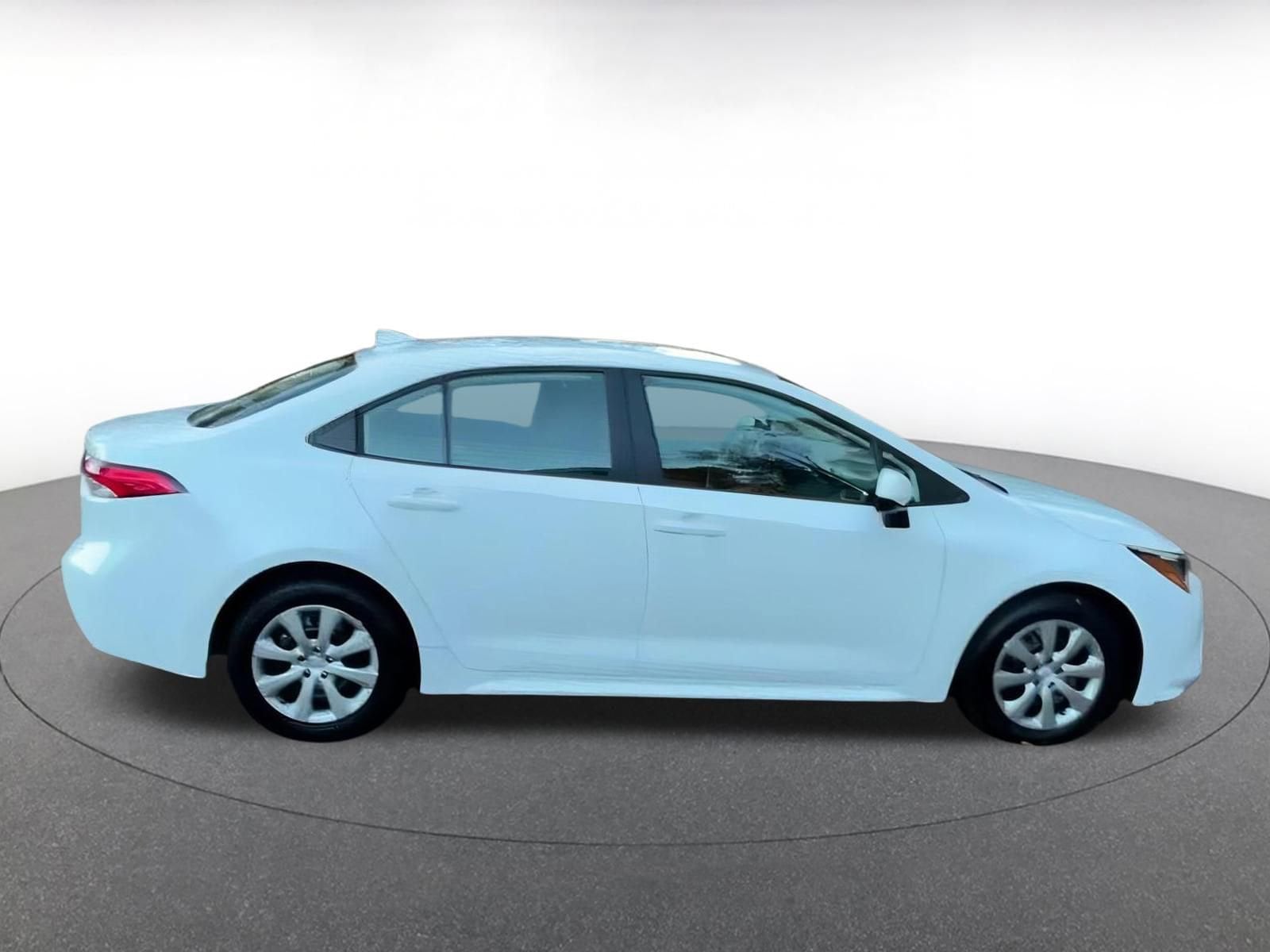 Thumbnail: 2025 Toyota Corolla - 16