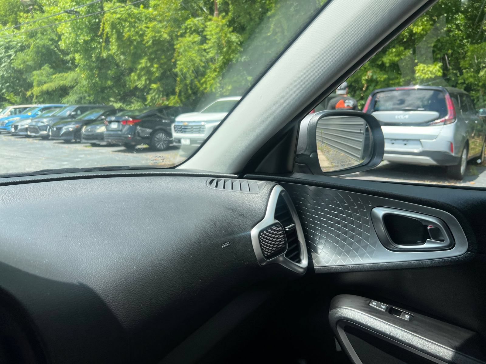 Thumbnail: 2025 Kia Soul - 30