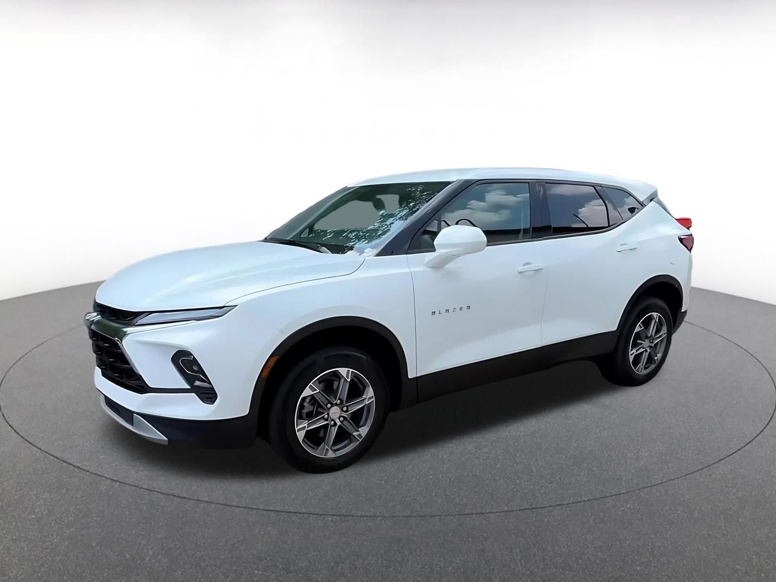 Thumbnail: 2026 Chevrolet Blazer - 8