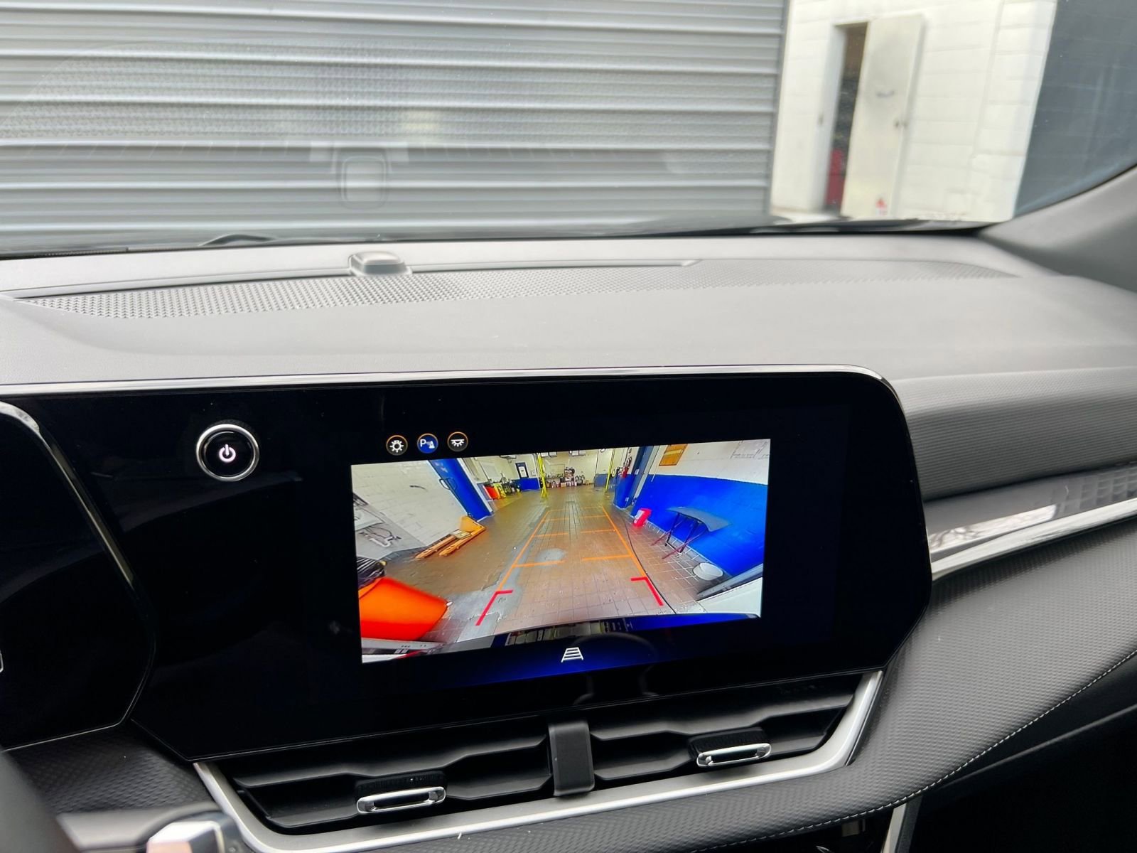 Thumbnail: 2025 Chevrolet Equinox - 20