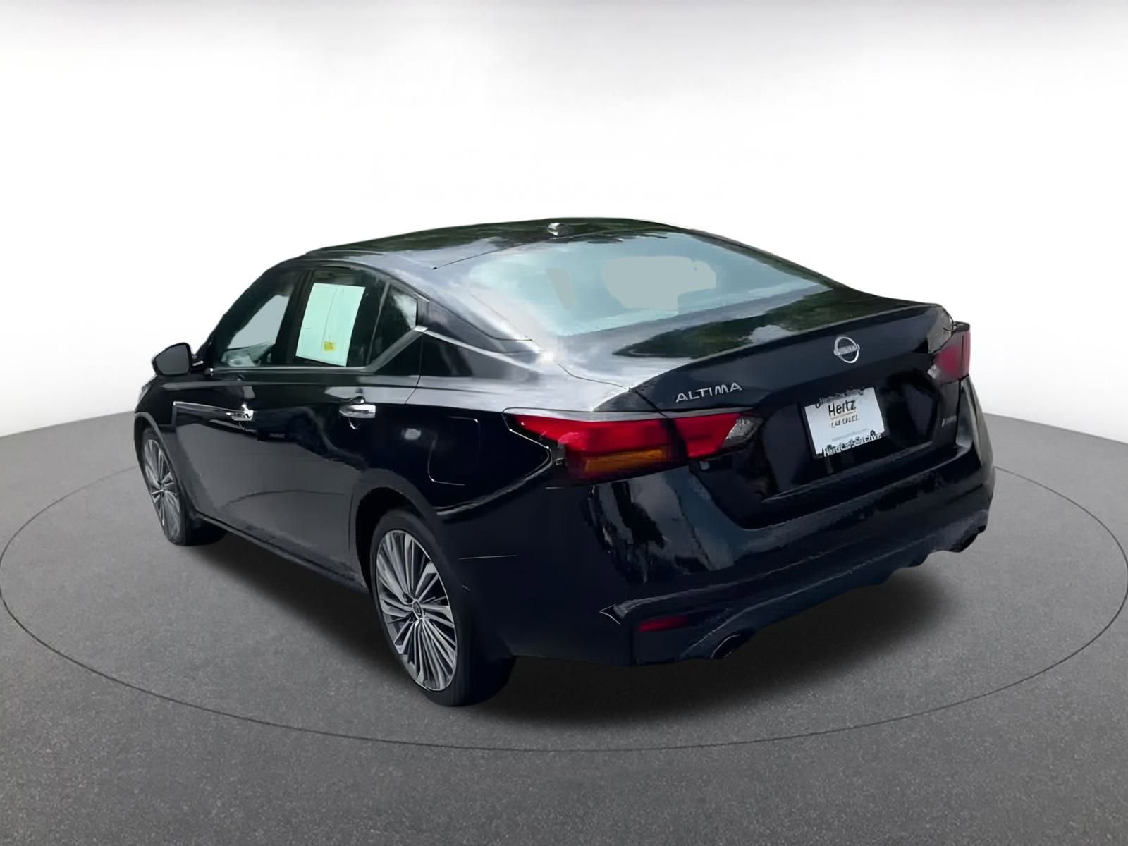 Thumbnail: 2024 Nissan Altima - 11