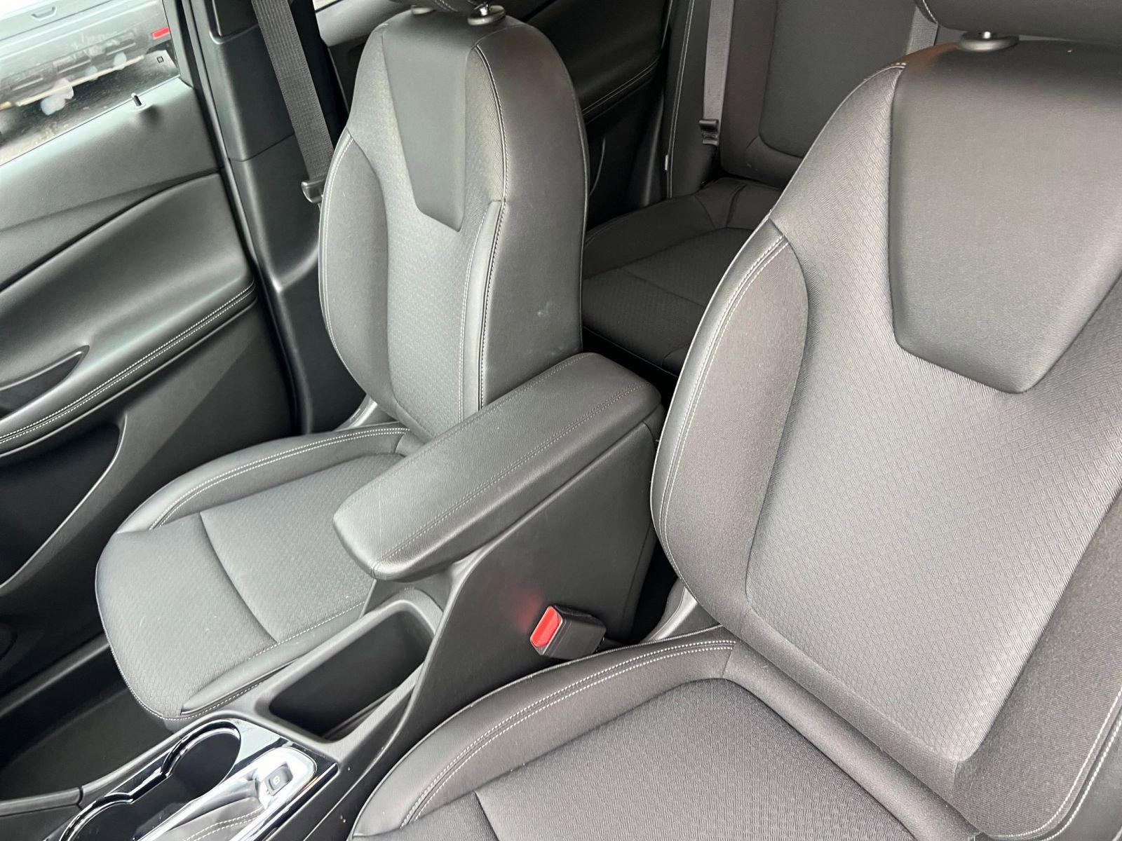 Thumbnail: 2025 Buick Encore GX - 31