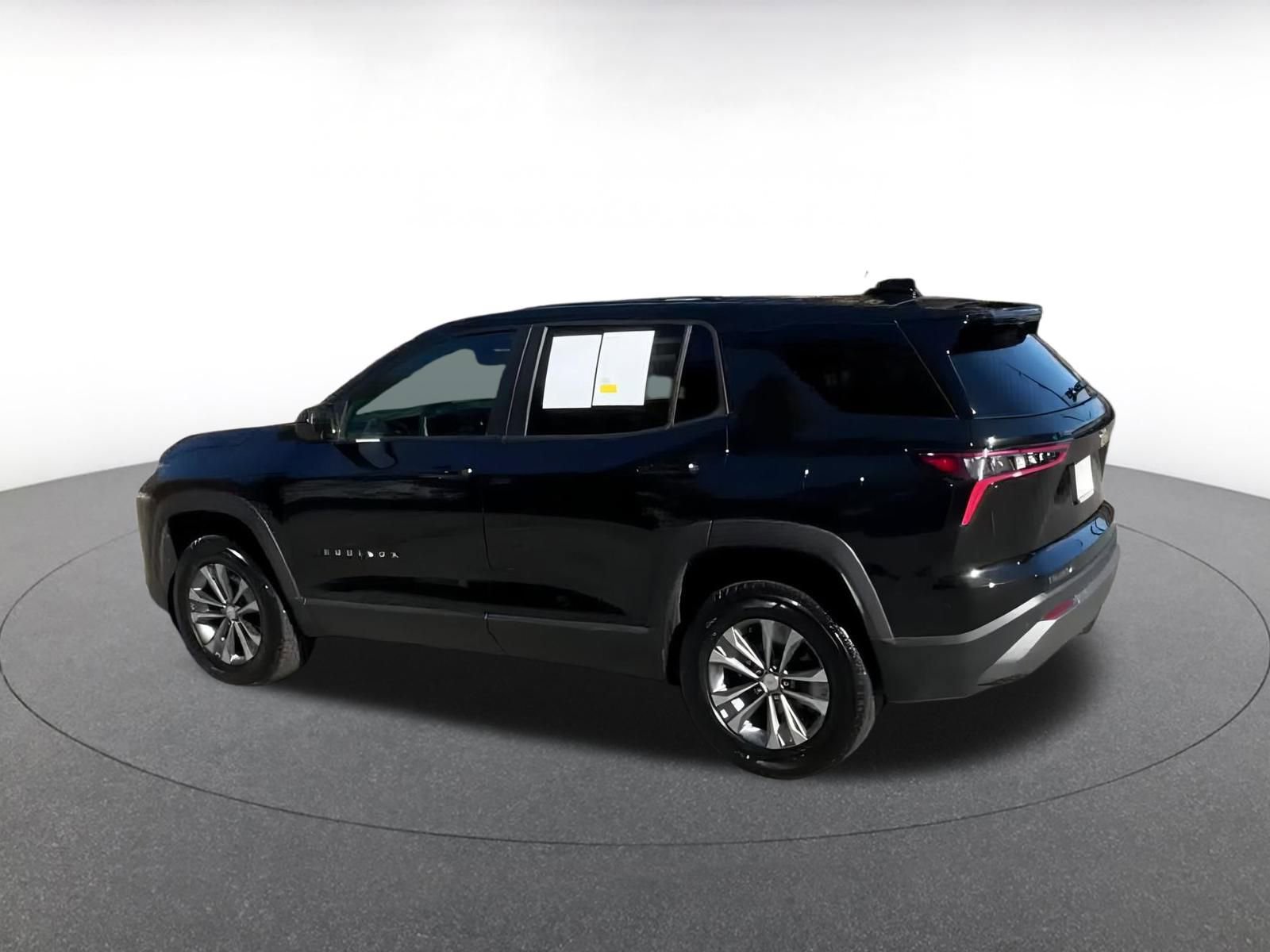 Thumbnail: 2025 Chevrolet Equinox - 10