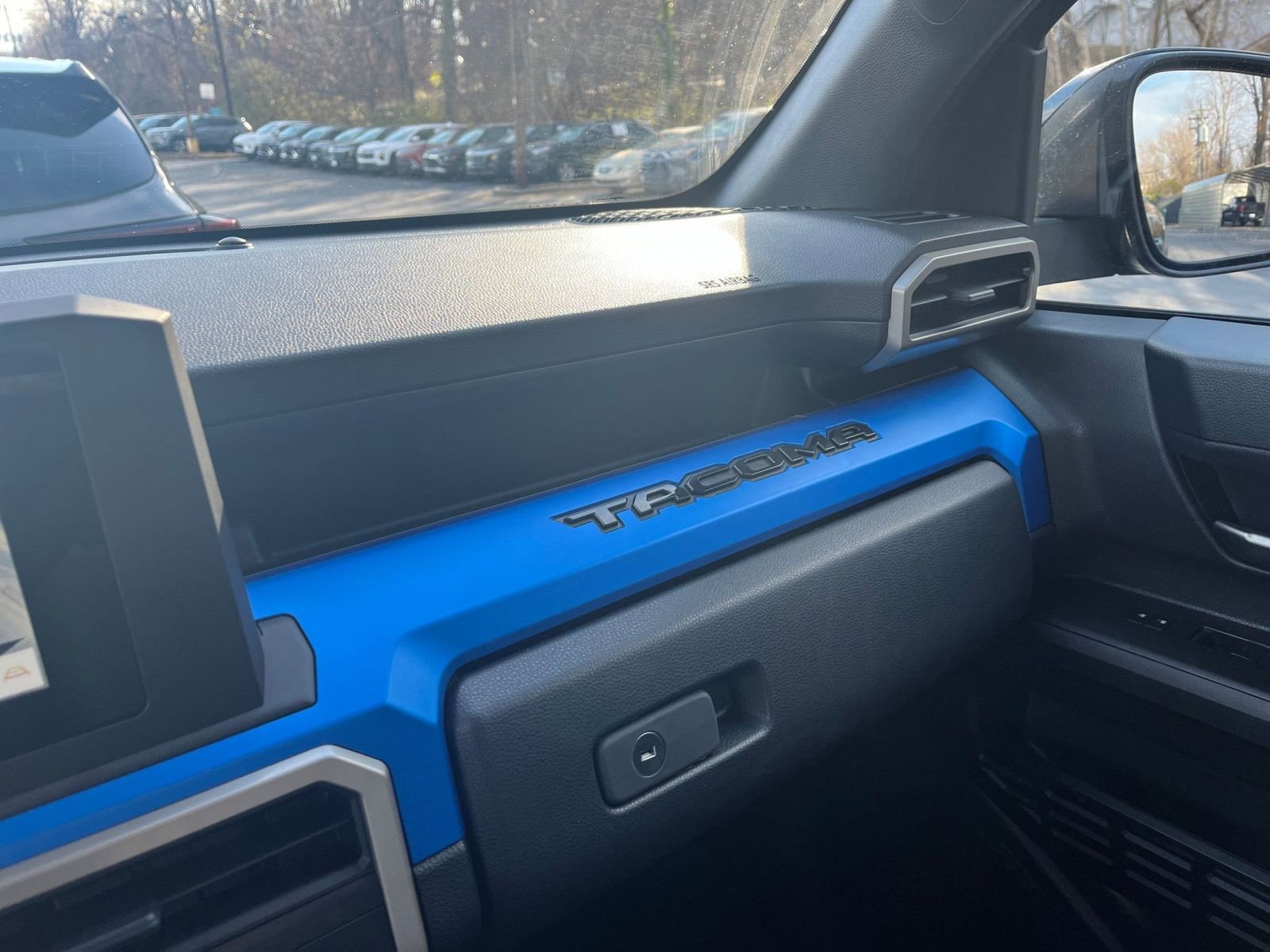Thumbnail: 2025 Toyota Tacoma - 29