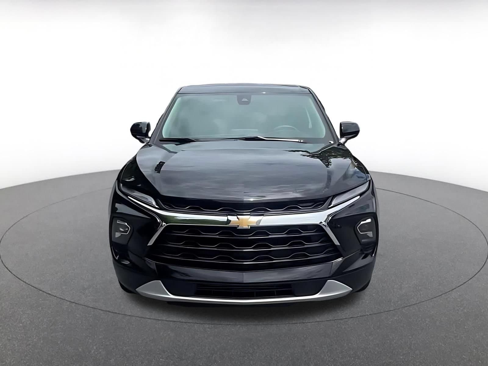 Thumbnail: 2026 Chevrolet Blazer - 4