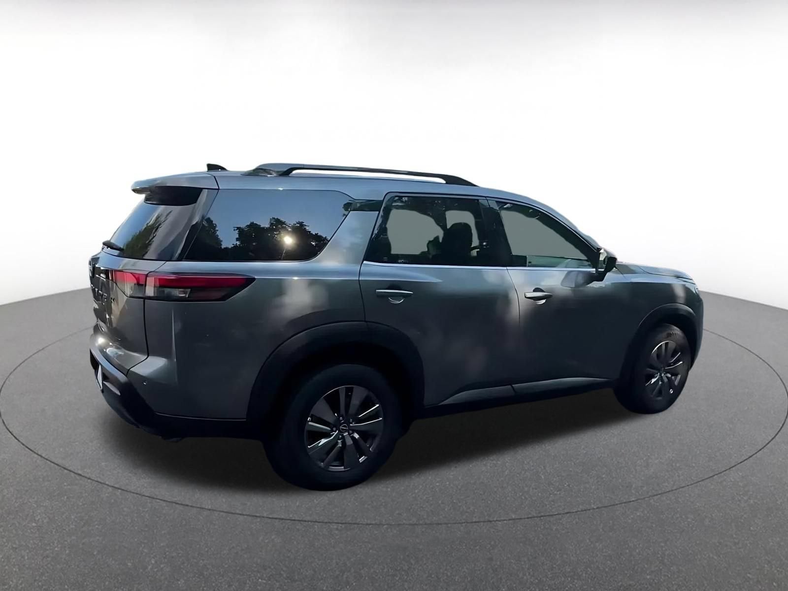 Thumbnail: 2026 Nissan Pathfinder - 13