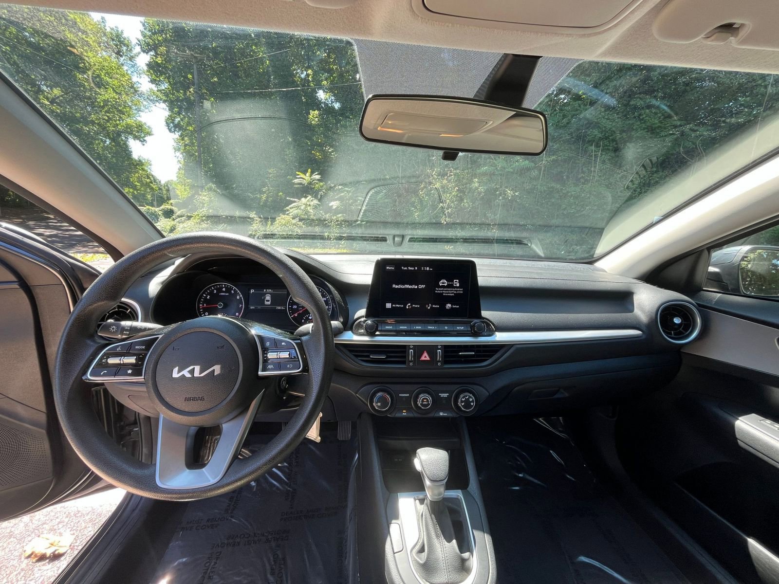 Thumbnail: 2024 Kia Forte - 29