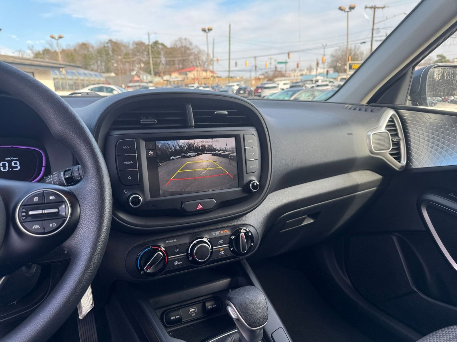 Thumbnail: 2025 Kia Soul - 17