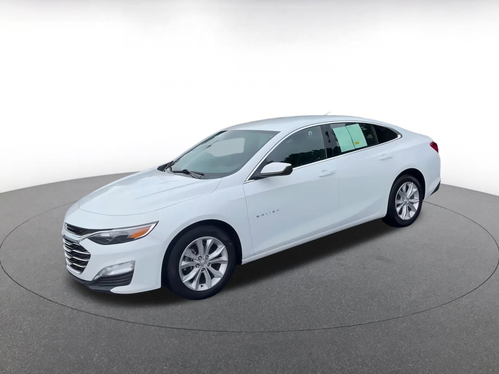 Thumbnail: 2024 Chevrolet Malibu - 7