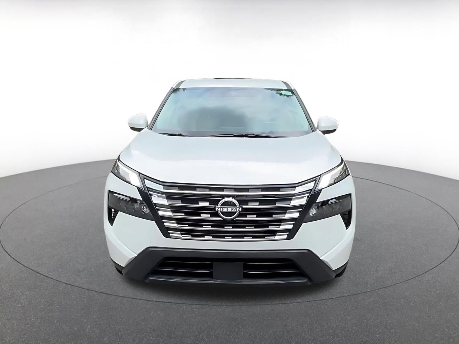 Thumbnail: 2025 Nissan Rogue - 4