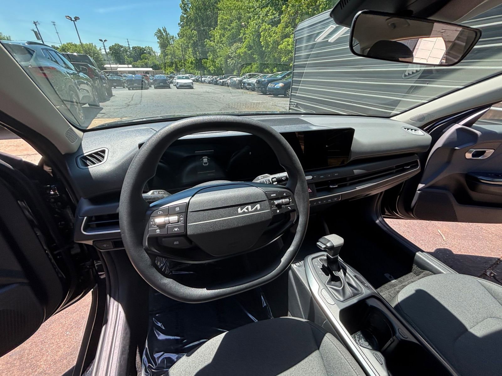 Thumbnail: 2025 Kia K4 - 29
