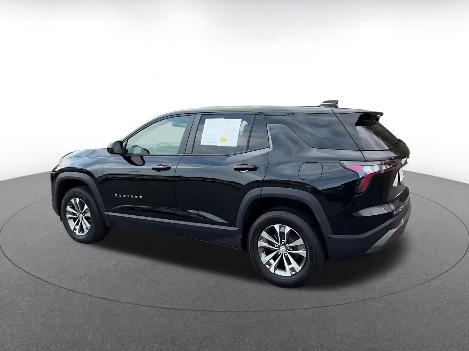 Thumbnail: 2025 Chevrolet Equinox - 10