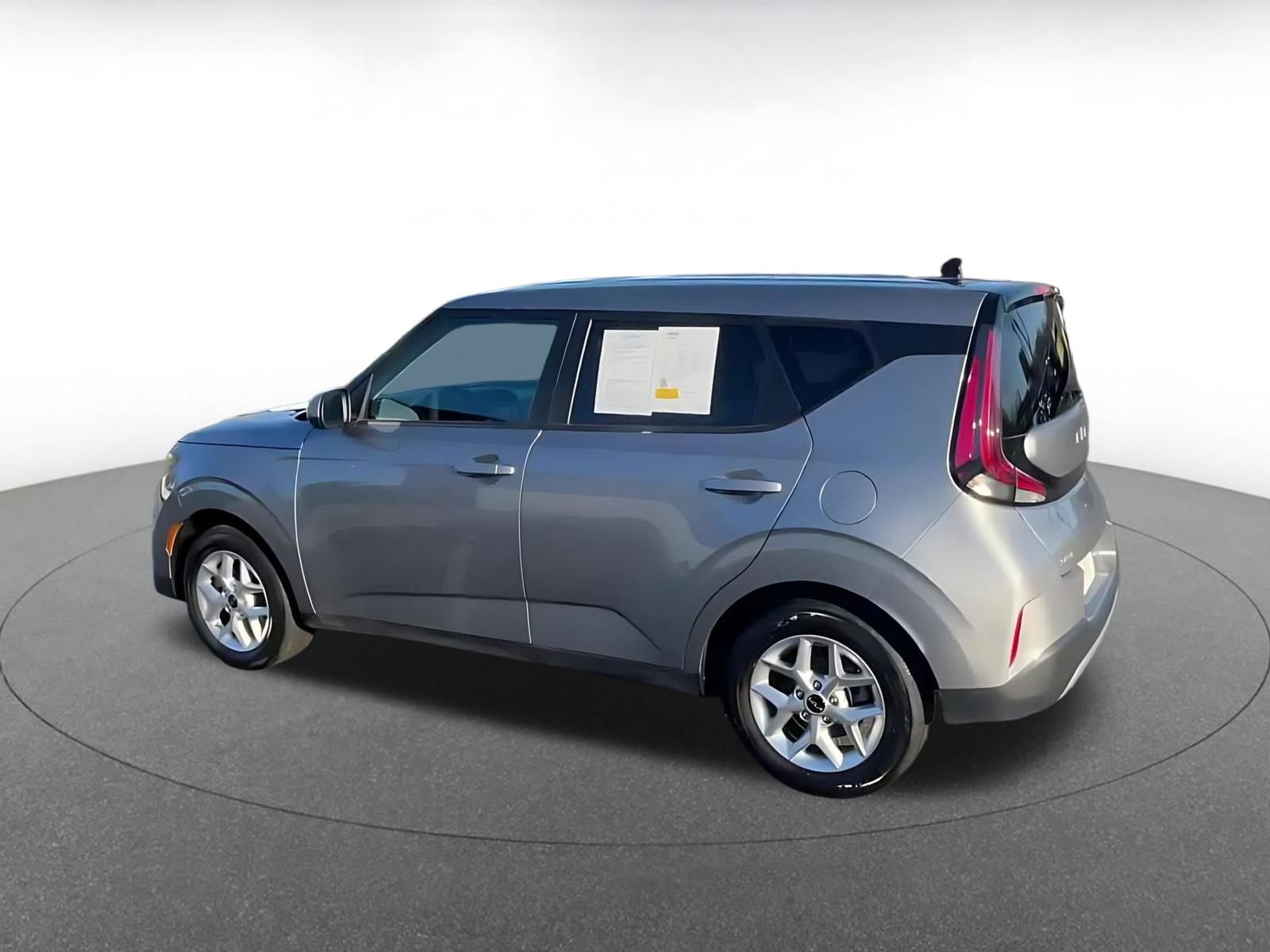 Thumbnail: 2025 Kia Soul - 10